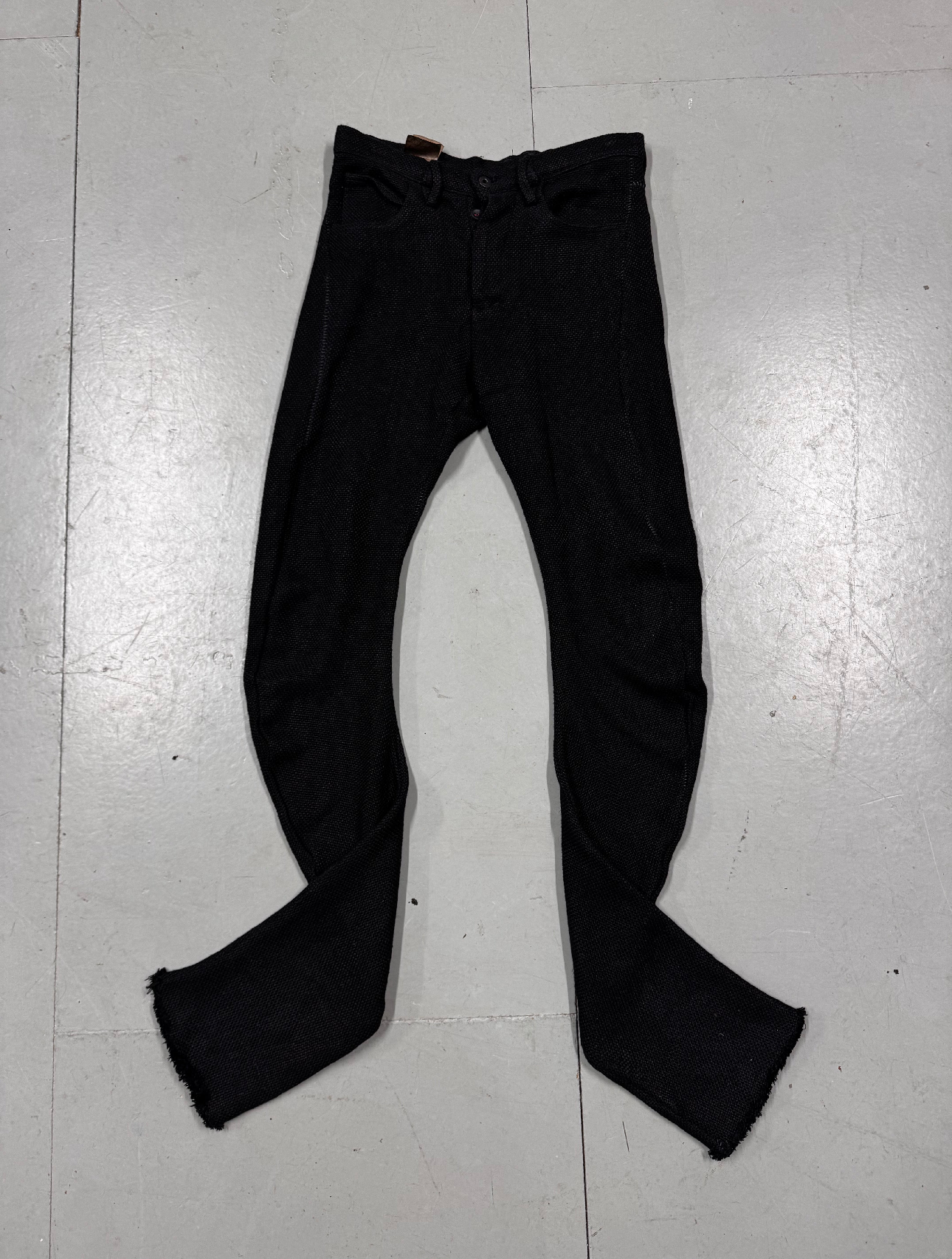 Zam Barrett Heavy Woven Spiral Banana Overlock Trousers