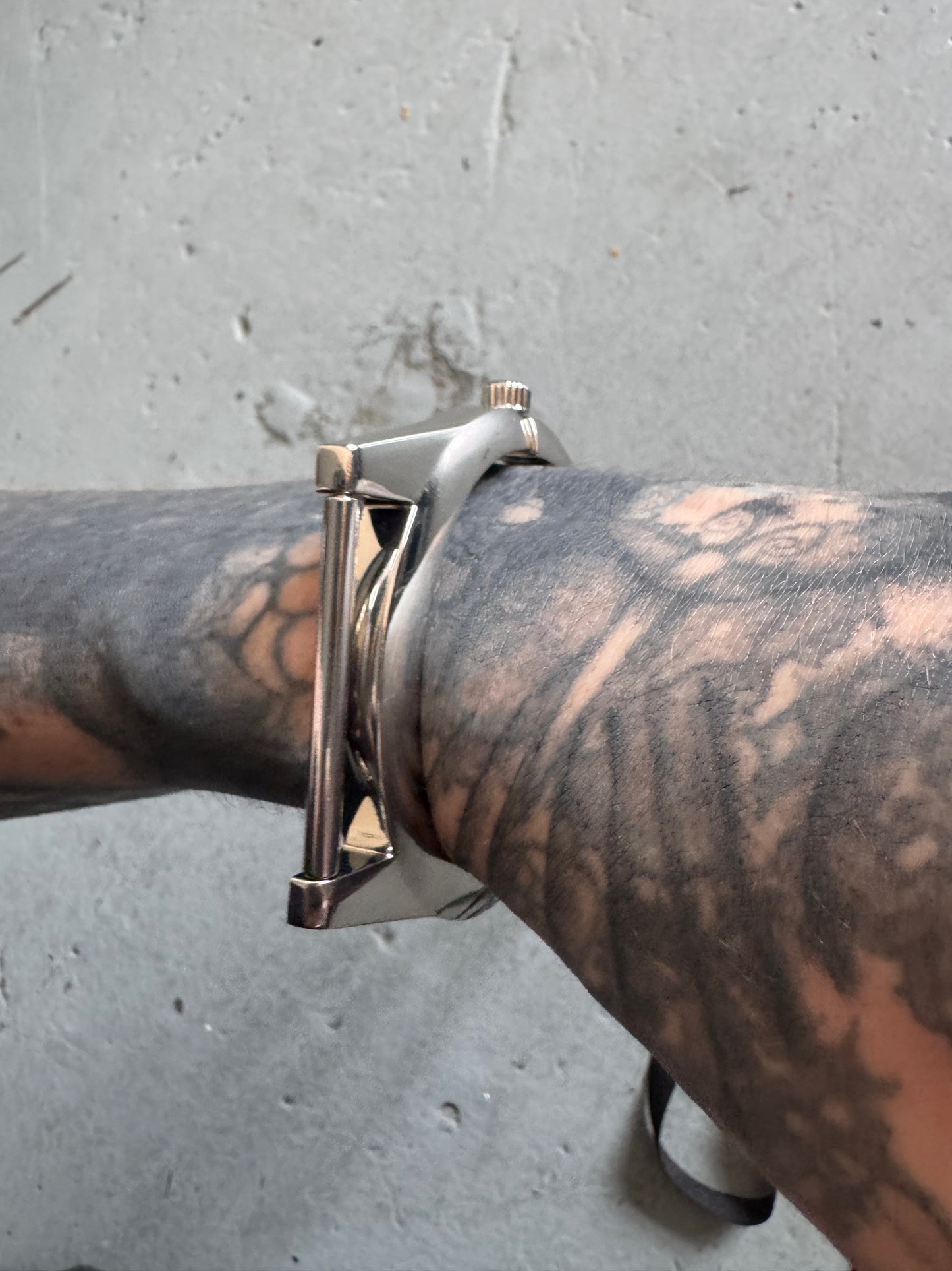 martin margiela aw09 x h&m enlarged watch bracelet