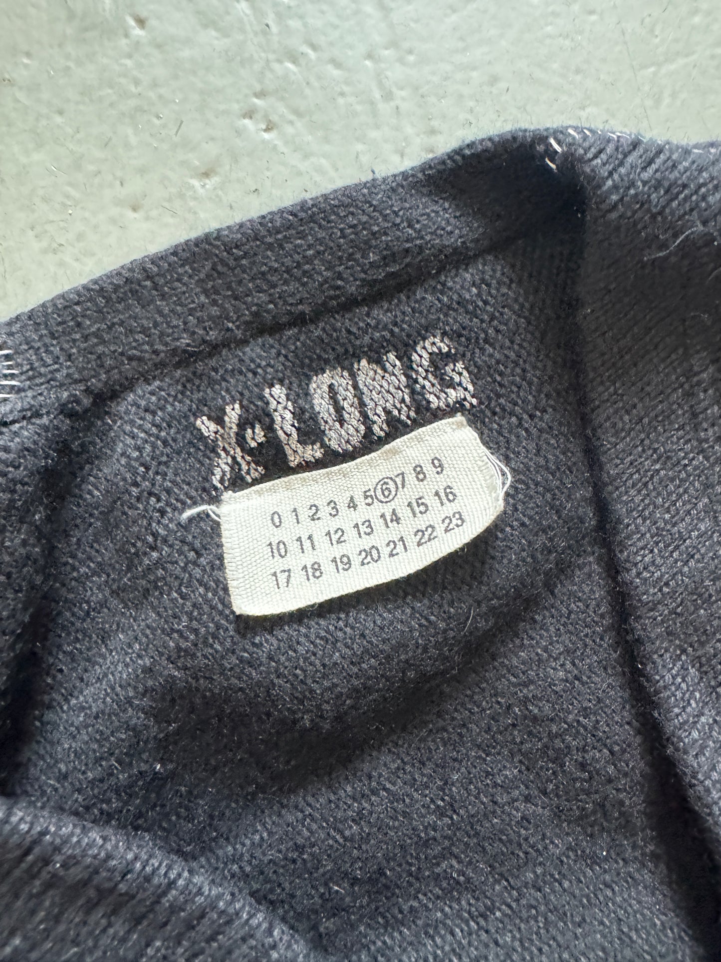 martin margiela late 90s X-LONG hand chain stitch cardigan