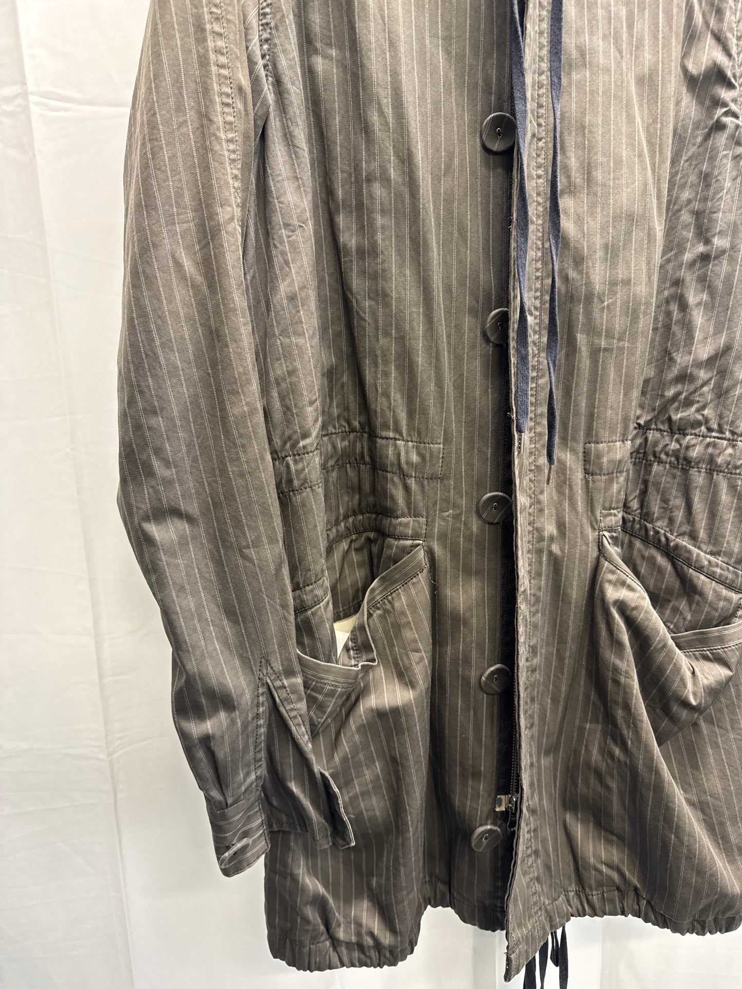 nozomi ishiguro patterned armband coat