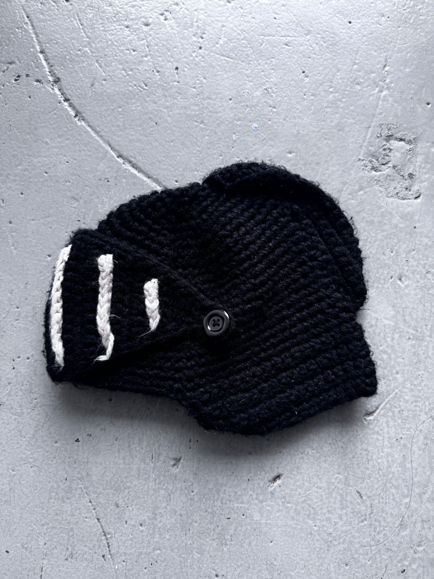 knight hats black/grey
