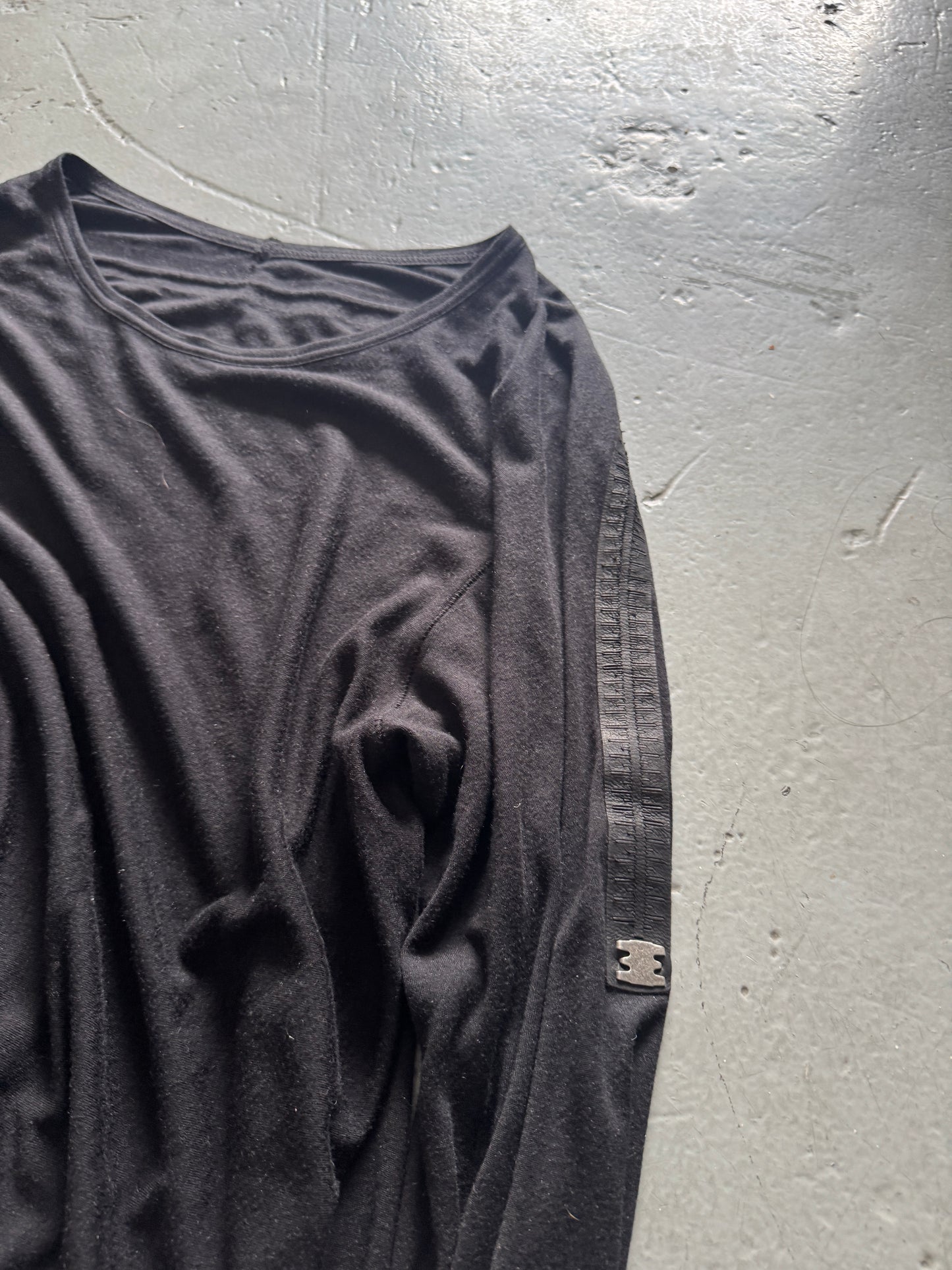 isaac sellam leather strip knit longsleeve M