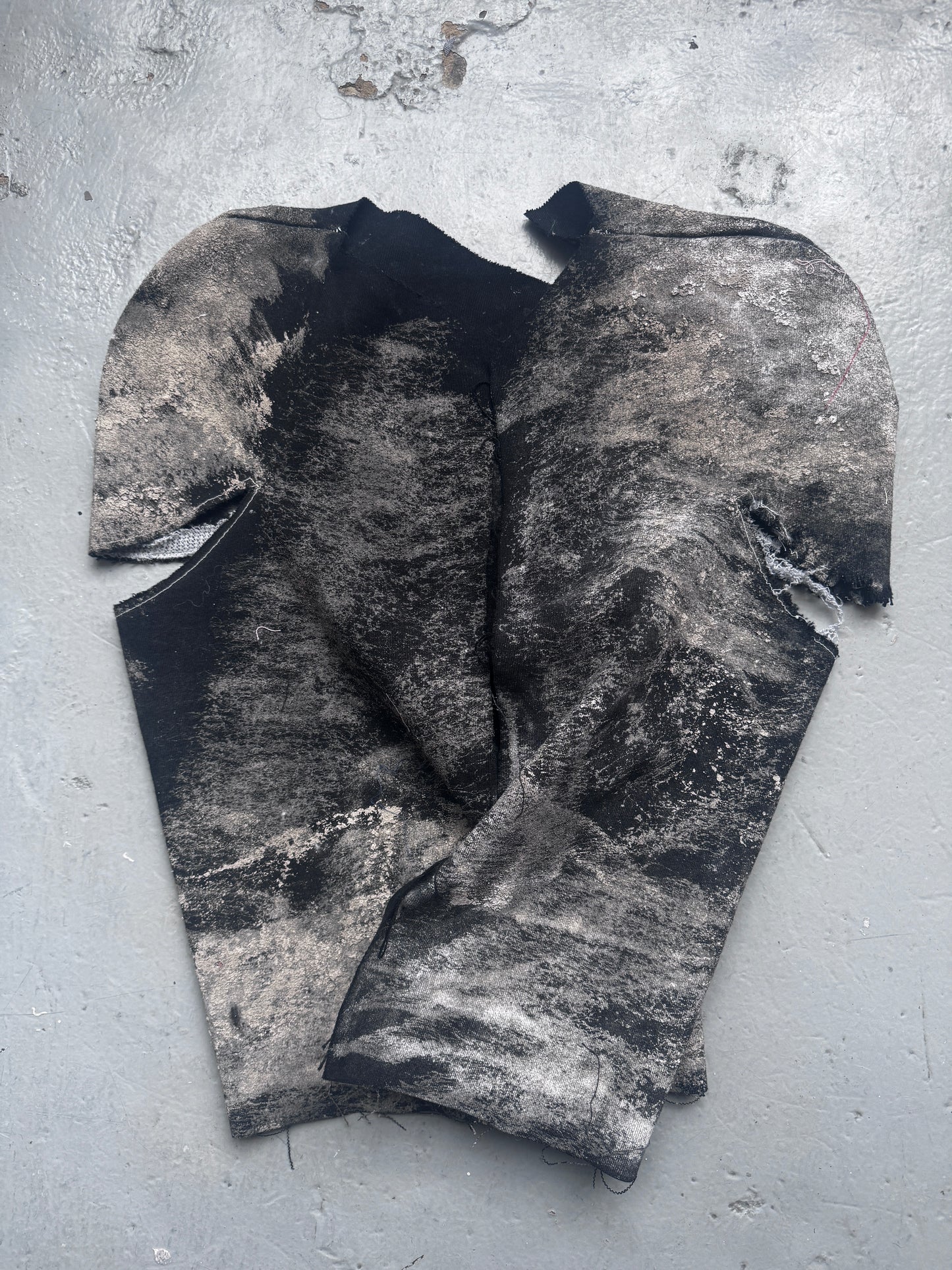 kai ghattaura dust shoulder slit top
