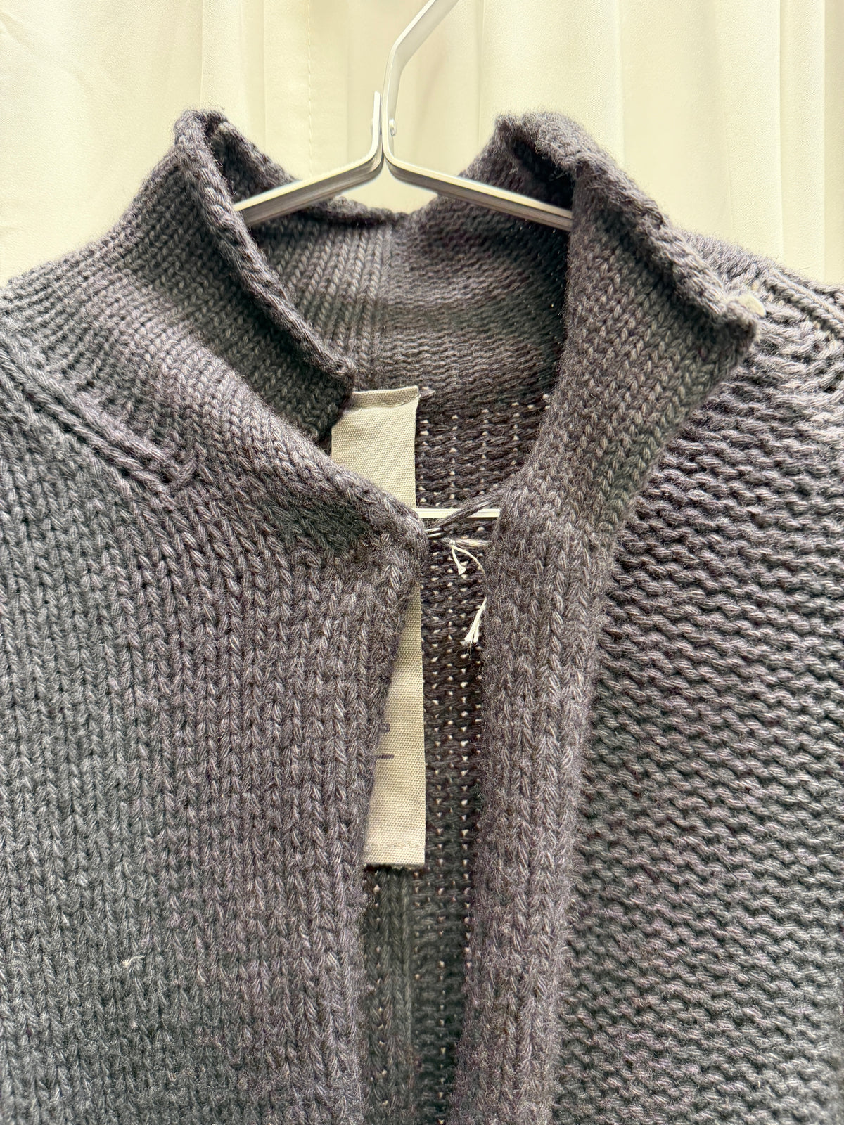 LM Altieri (Carpe Diem) 2003 Heavy Lambswool Clasped Knit Jacket (L)
