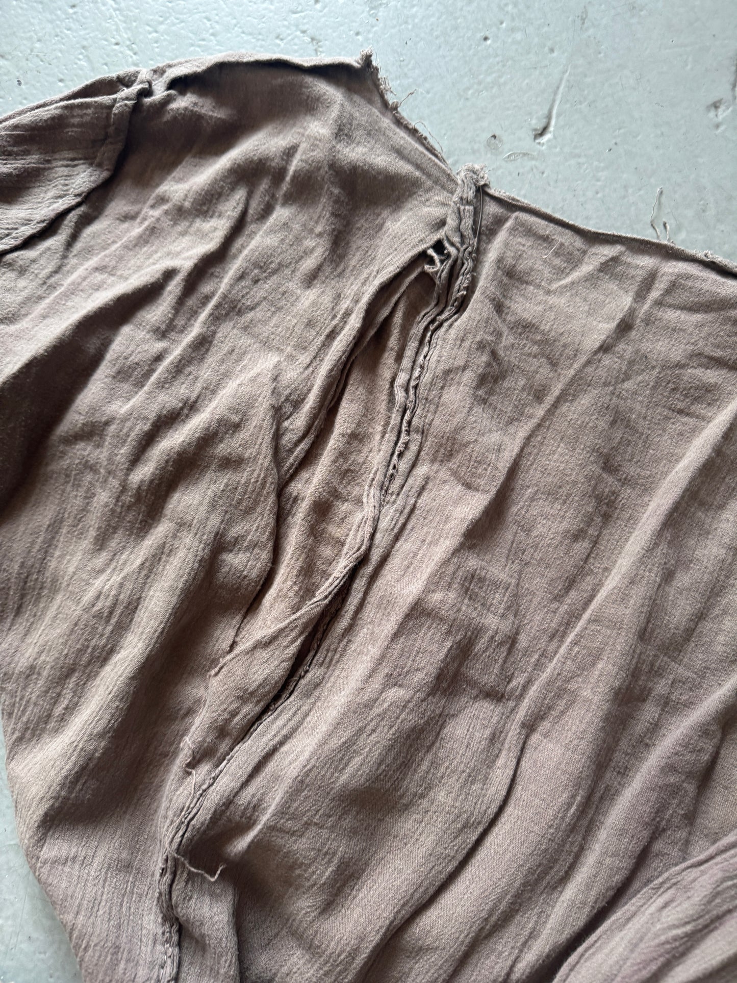 olubiyi thomas eggplant overdye linen longsleeve sample