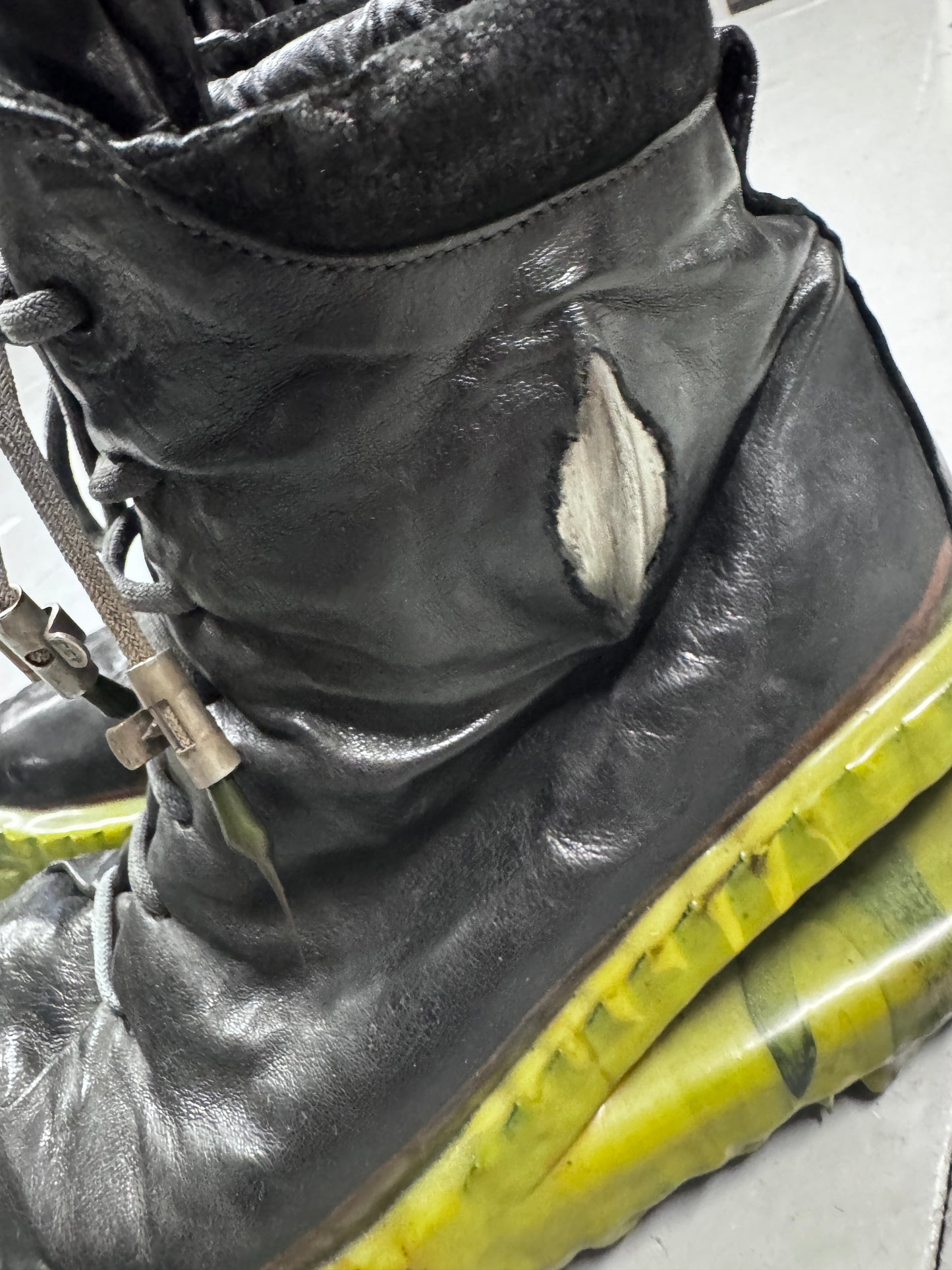 Carol Christian Poell Prosthetic U-Jack