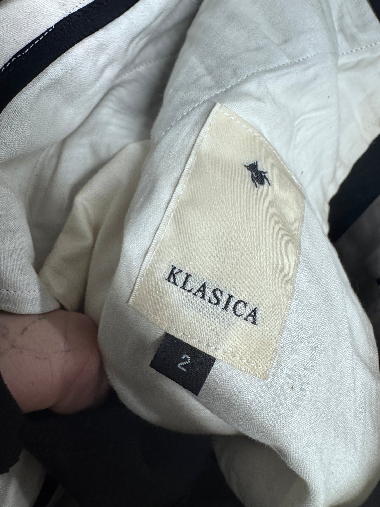 Klasica Brushed Cotton Cropped Dart Trousers