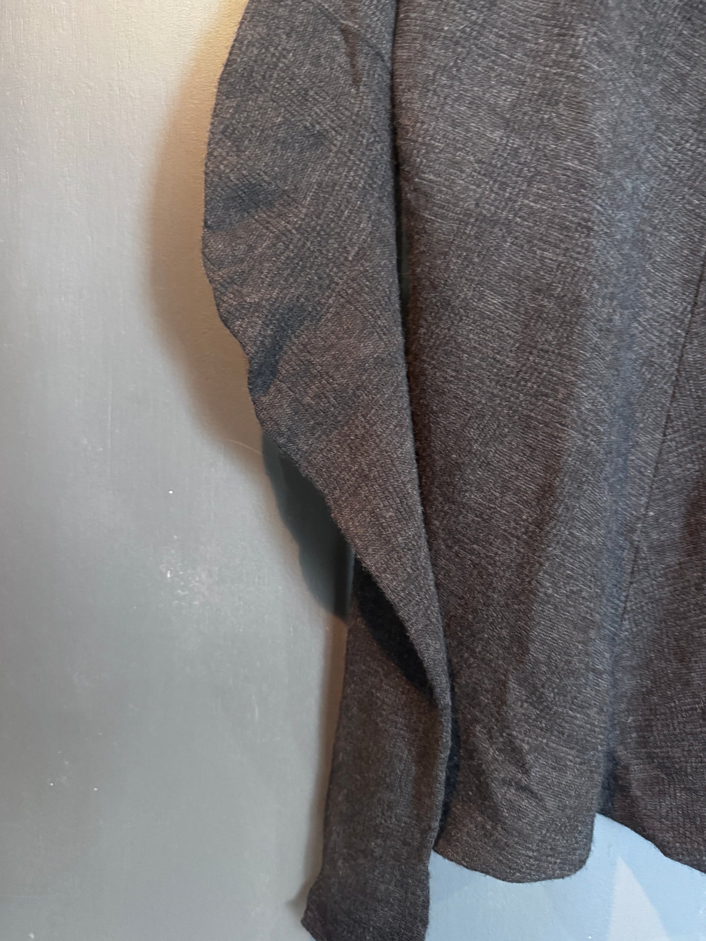 The viridi-anne twist sleeved high neck jumper