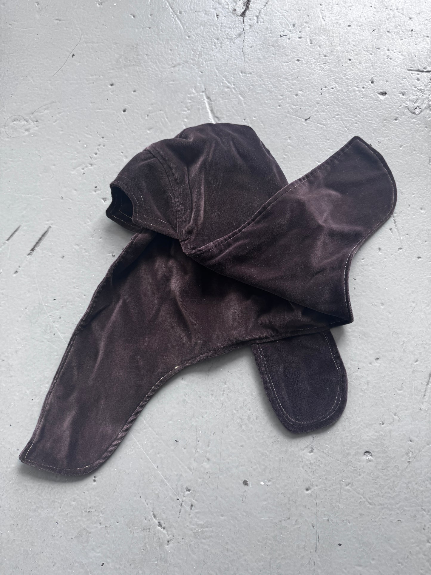 serroit velvet hat