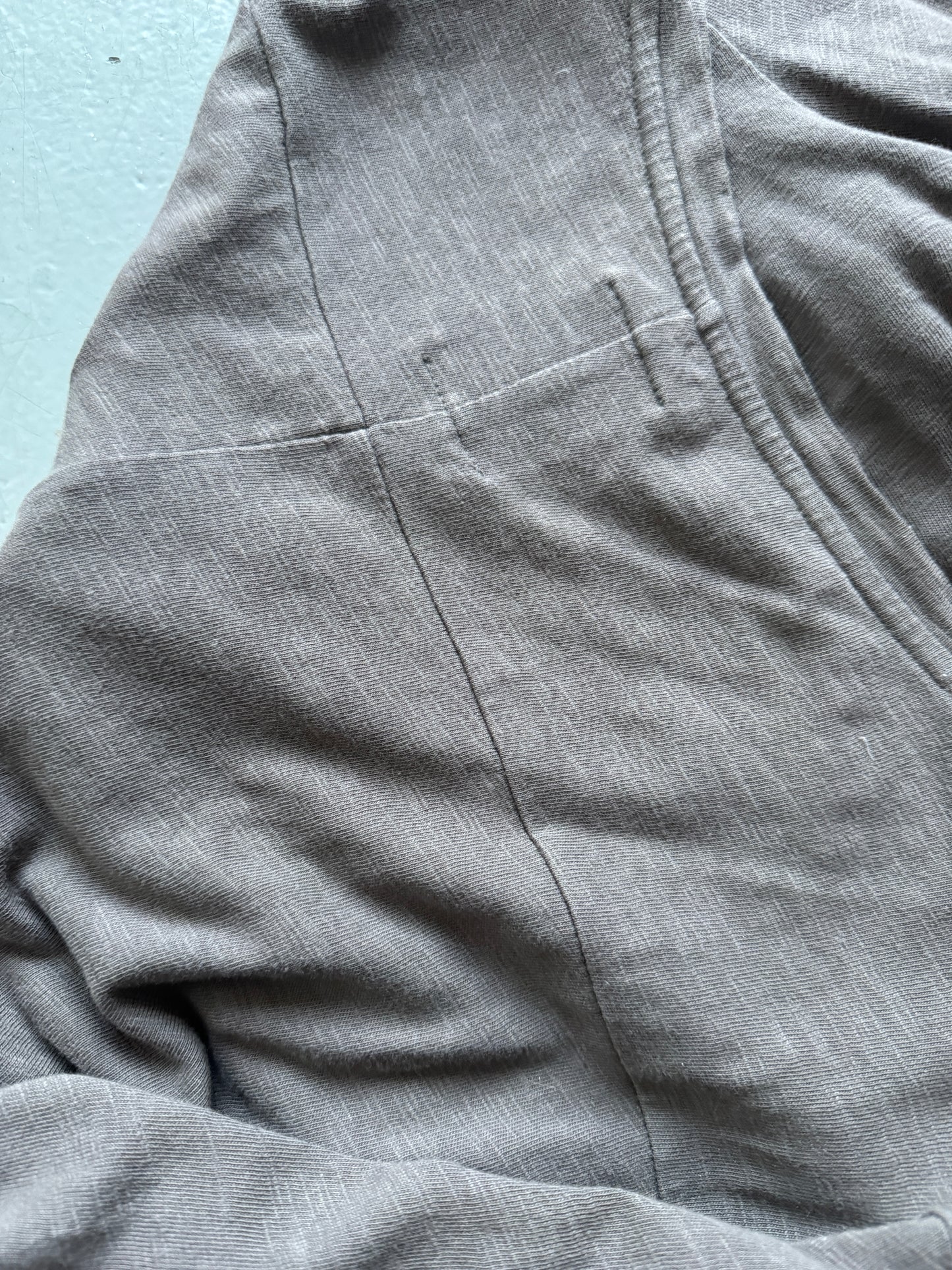 Thom Krom 3/4 Sleeve Back Cross Henley Top