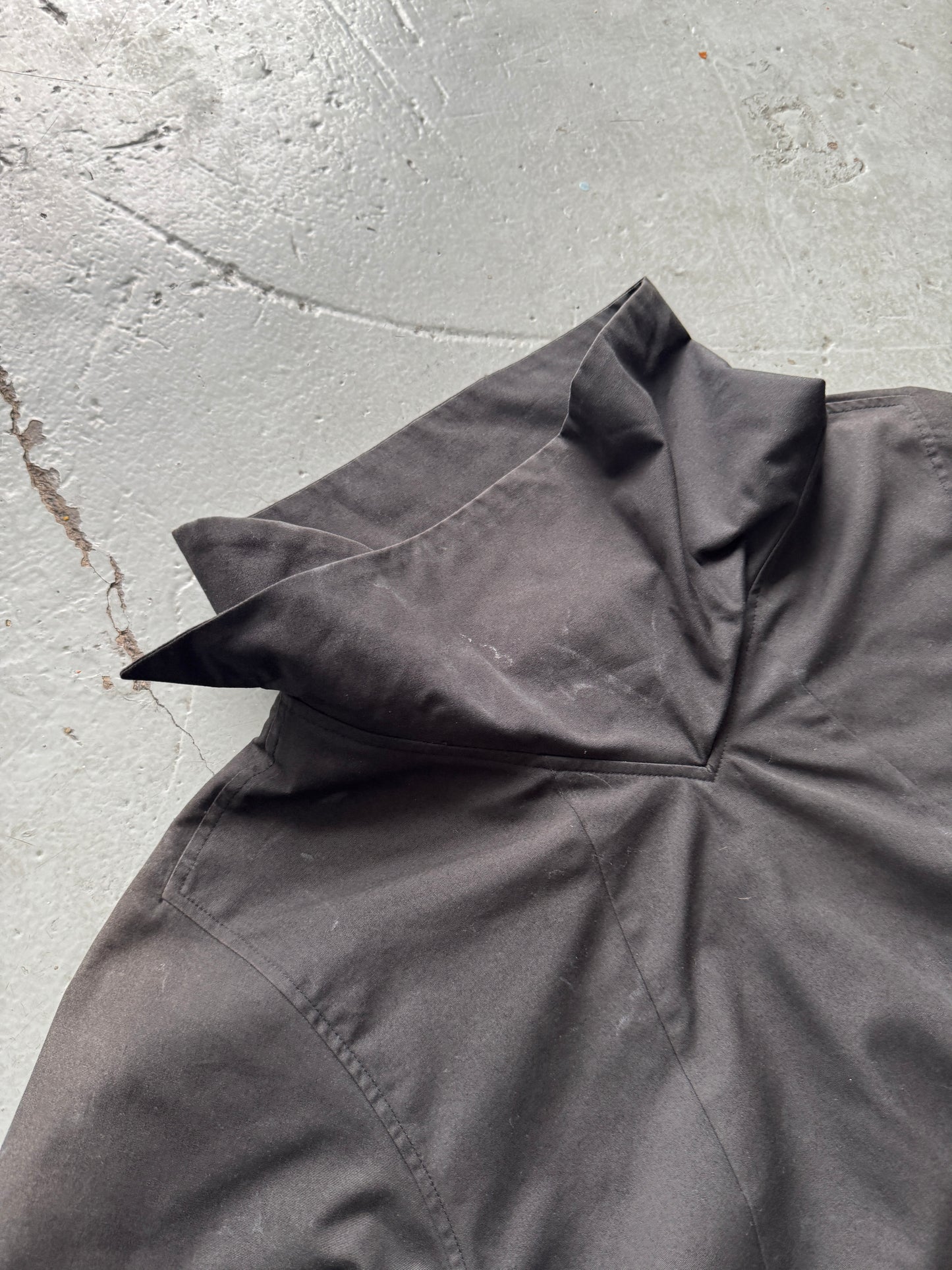 julius twist collar shirt