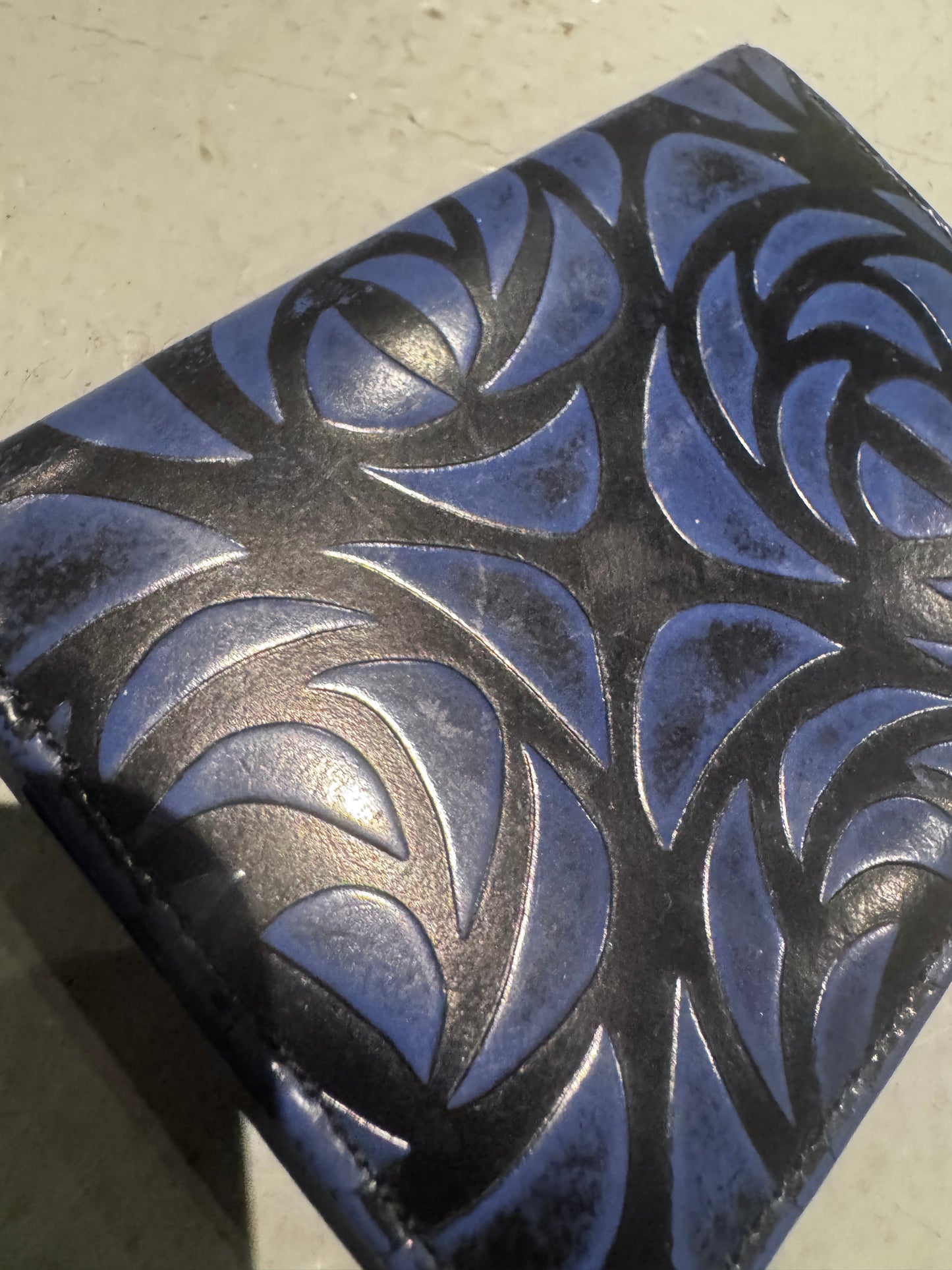 beauty:beast dark knight rose wallet