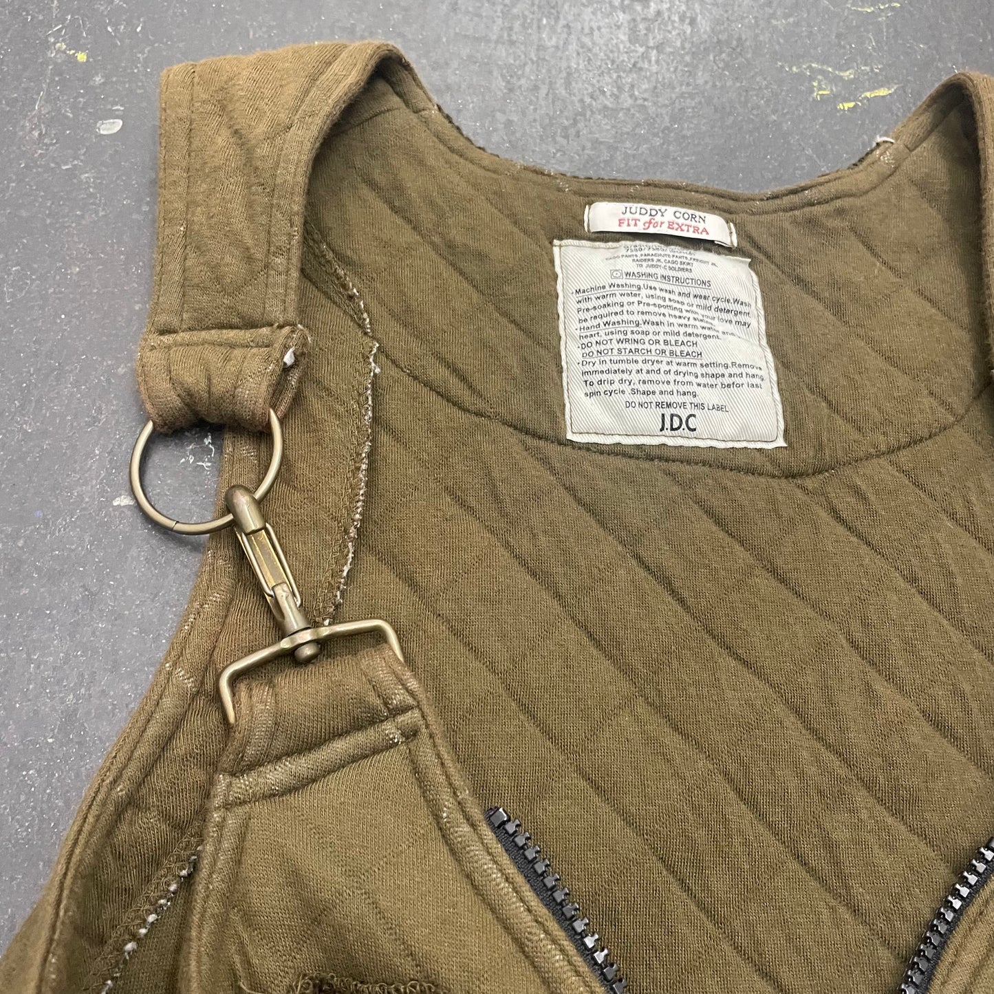 Juddy Corn Zipper Vest