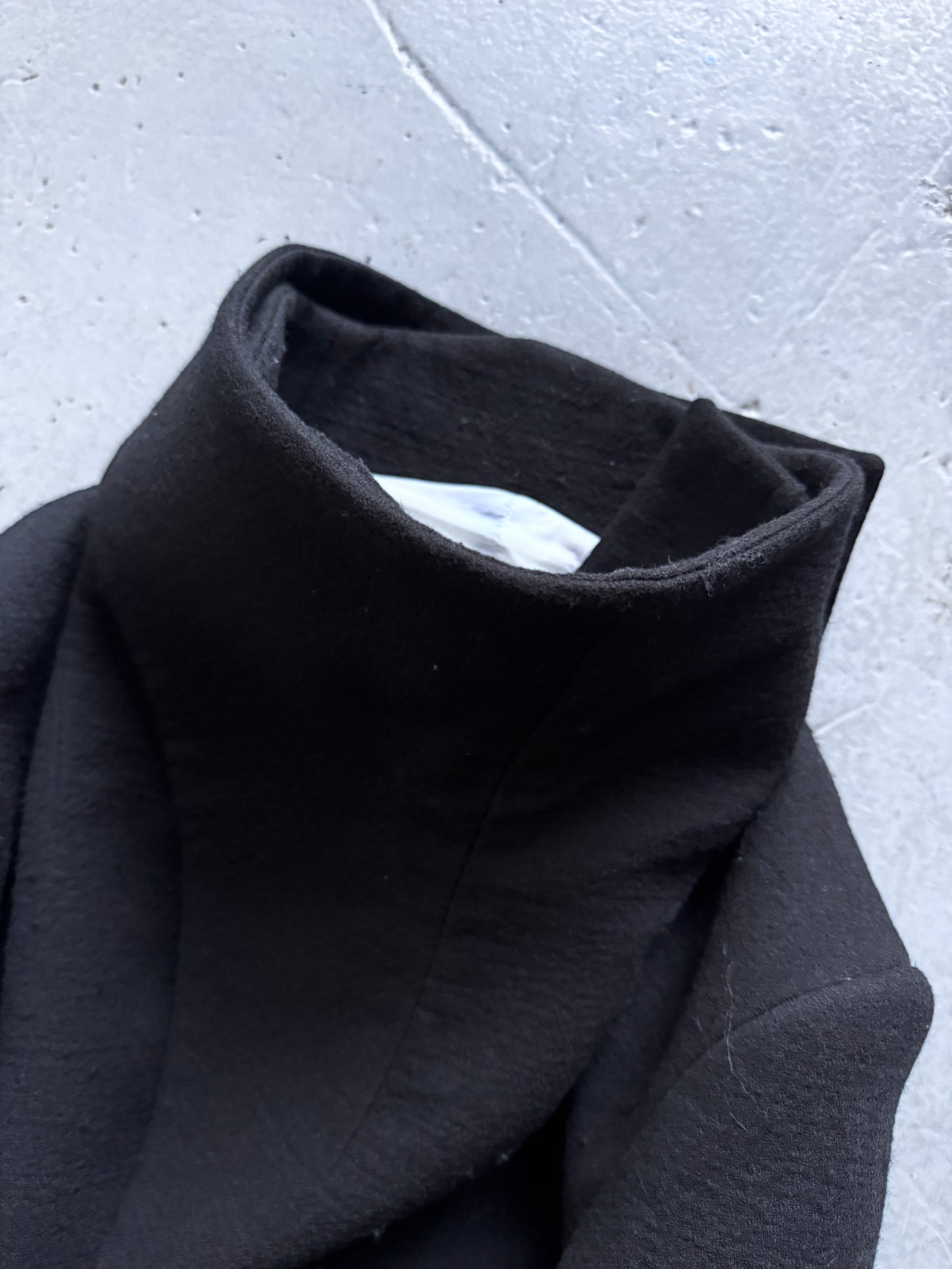 obscur aw14 inhale exhale / high neck wraparound elbow cutout coat M