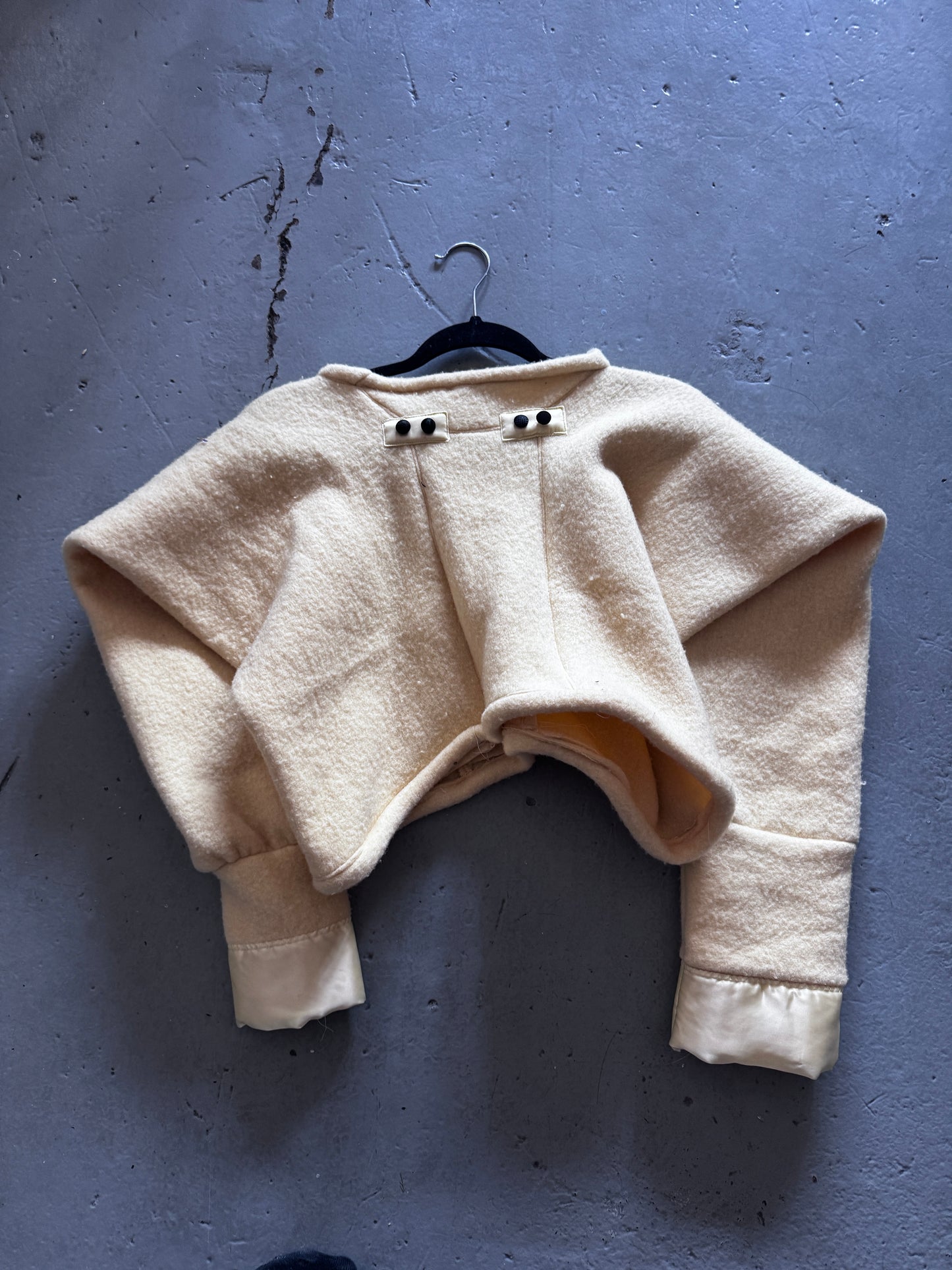 ellen poppy hill felt wool split top