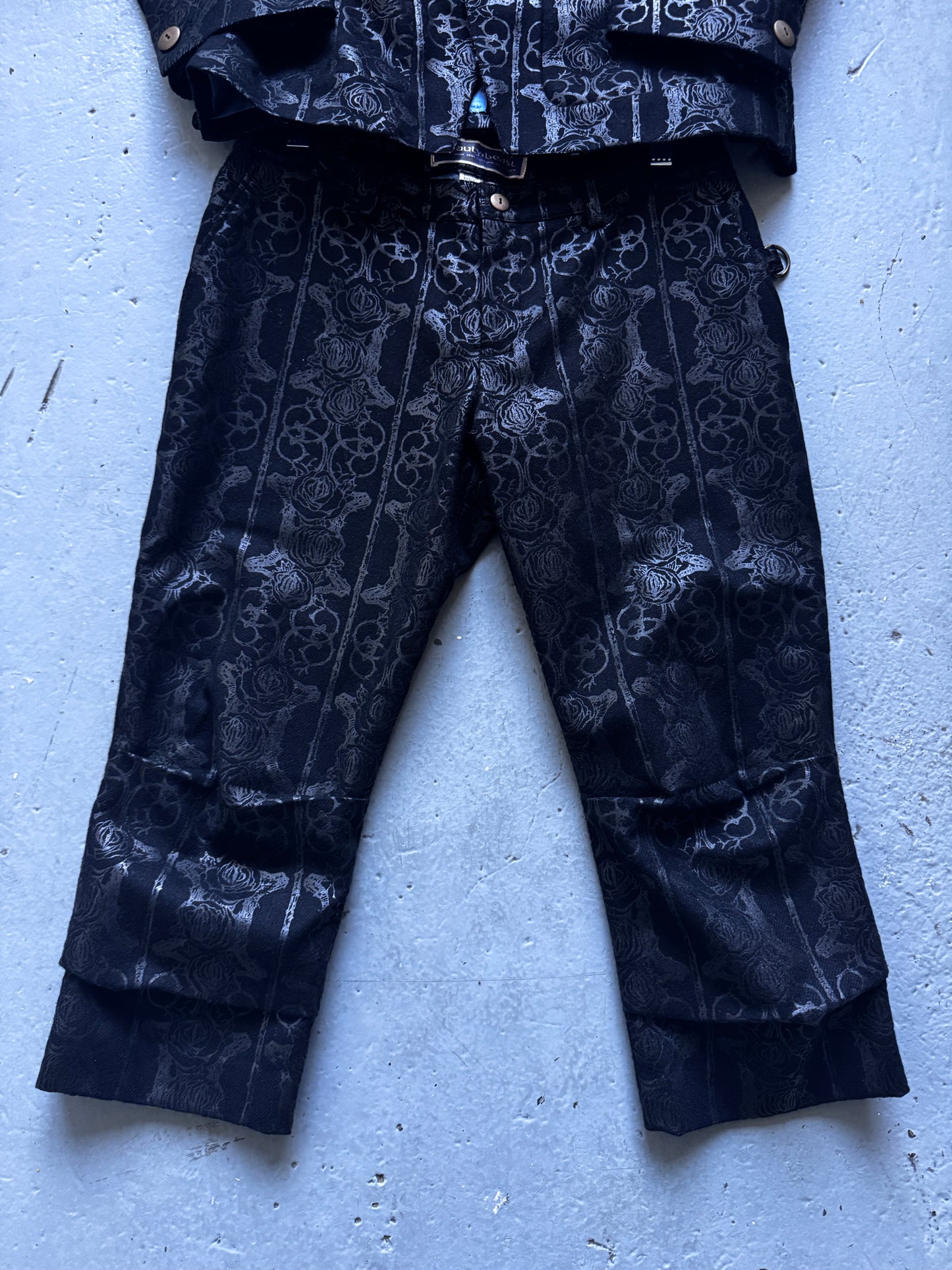 beauty:beast dark knight printed setup capri/jacket