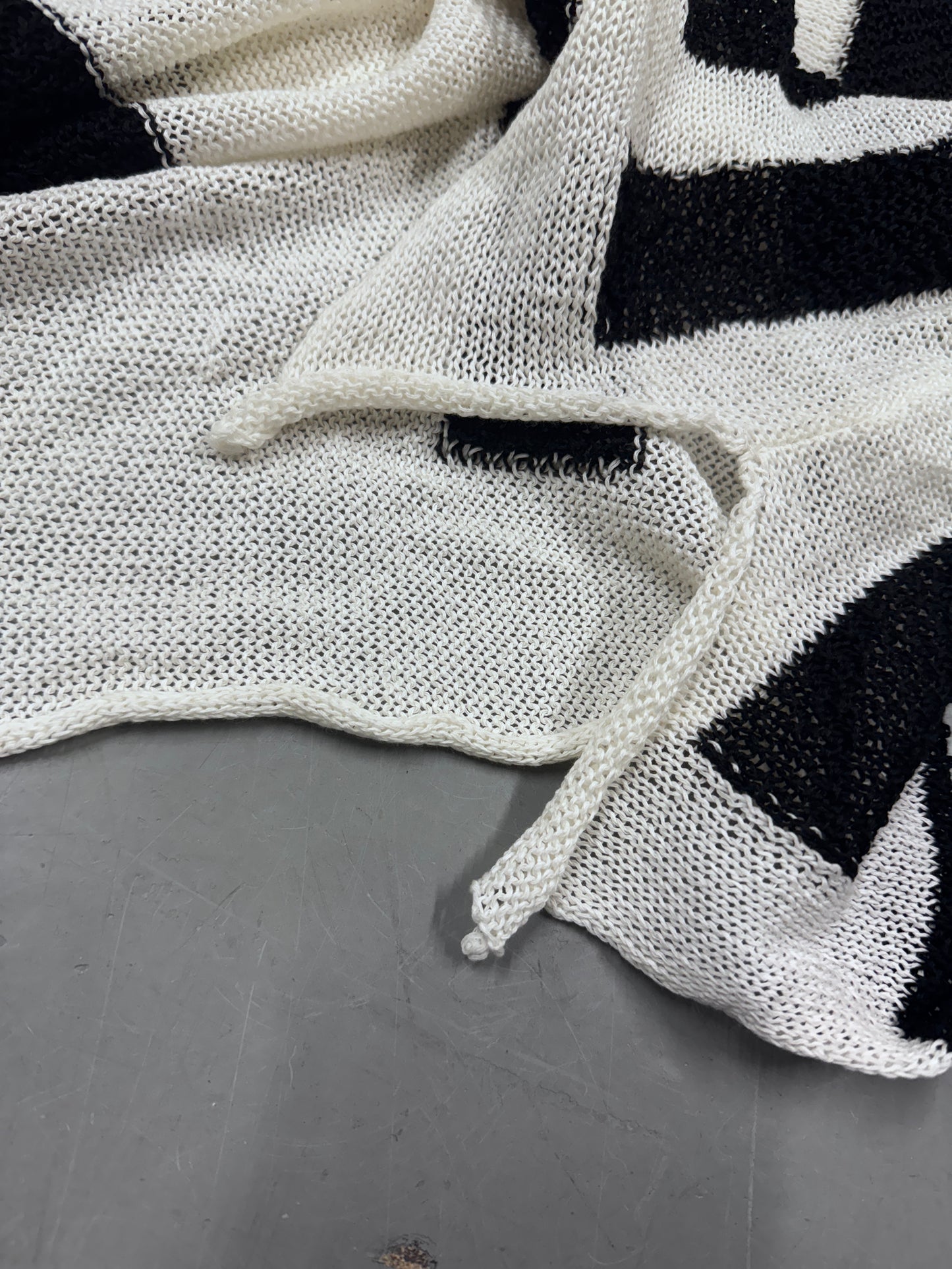 Sulvam Asymmetric Loose Knit