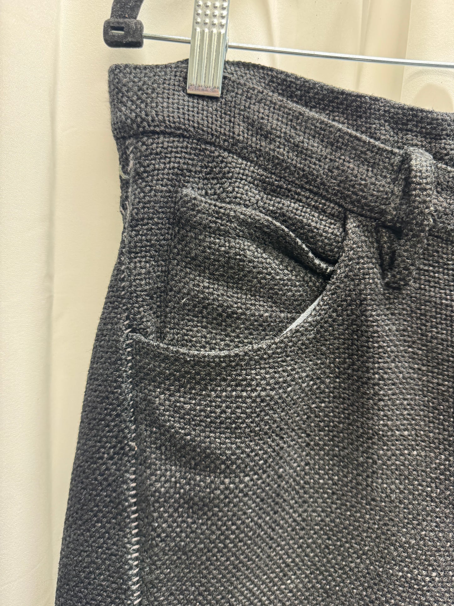 Zam Barrett Heavy Woven Spiral Banana Overlock Trousers