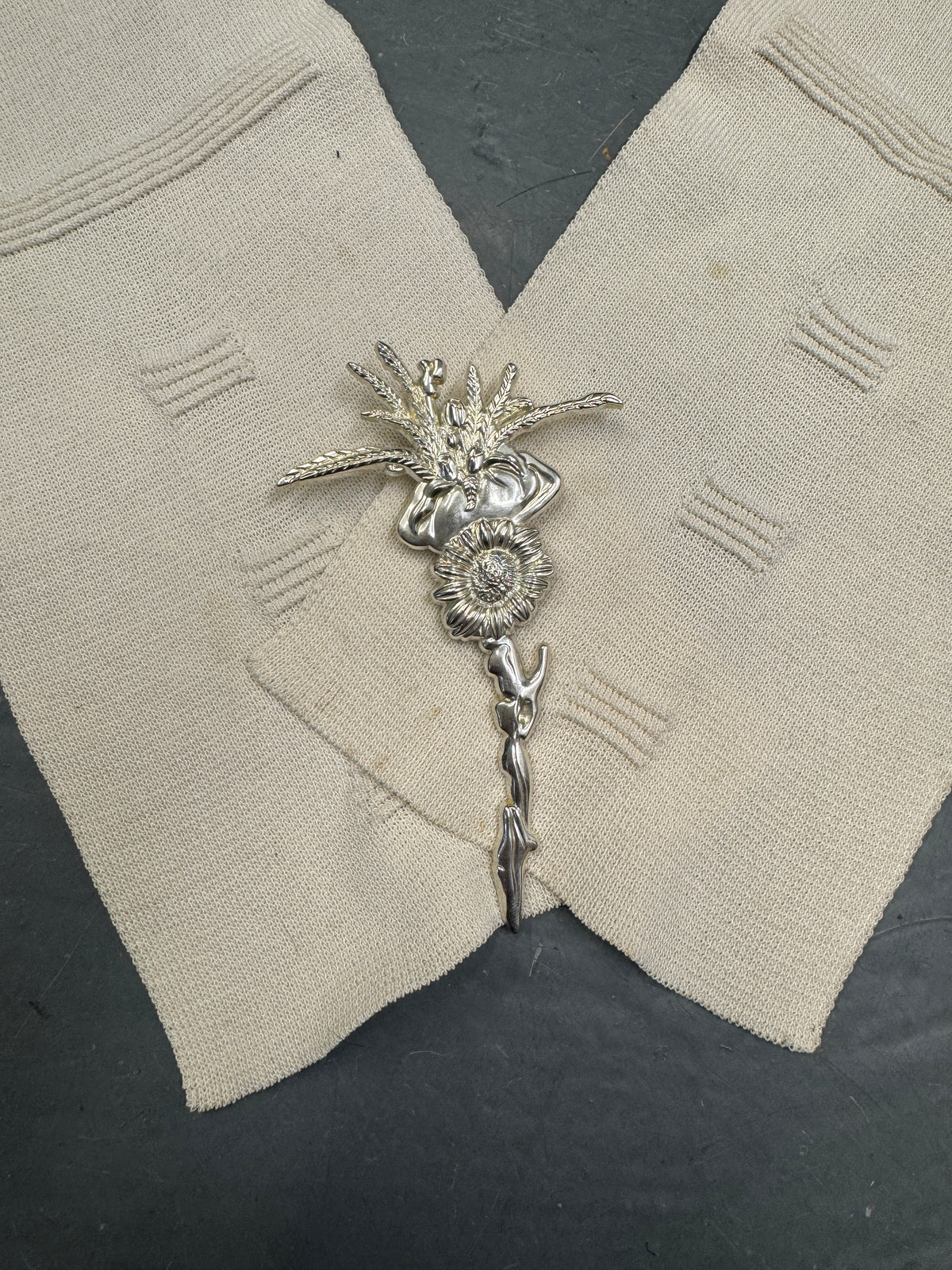 Kiko Kostadinov 00112021 Somnium Jointed Scarf & Brooch