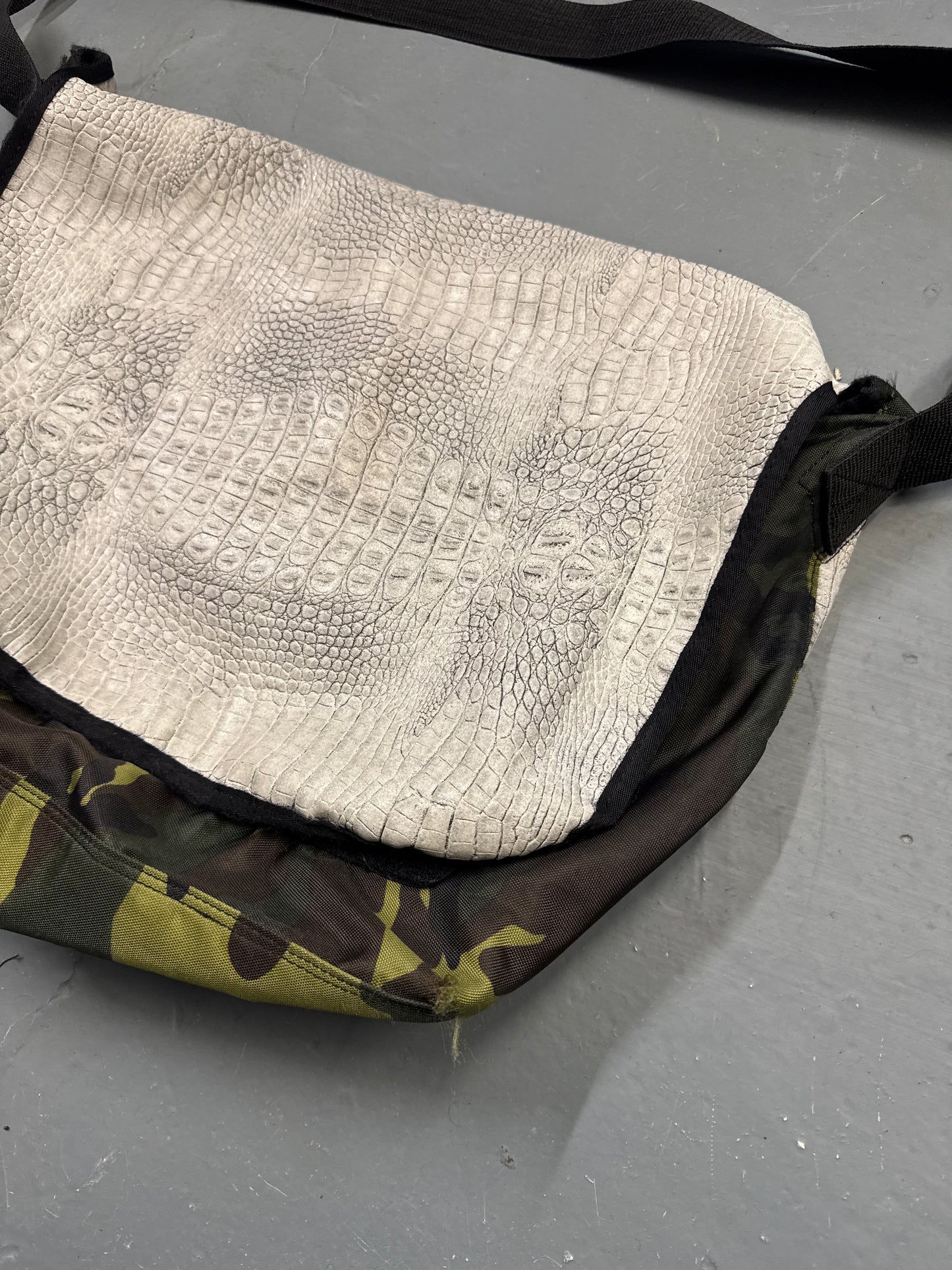 cabane de zucca silver croc leather camo bag