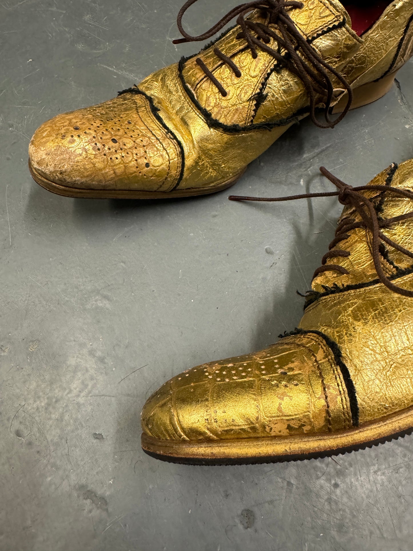 Alfredo Bannister Gold Leather Wrap Lace Pointed Shoe