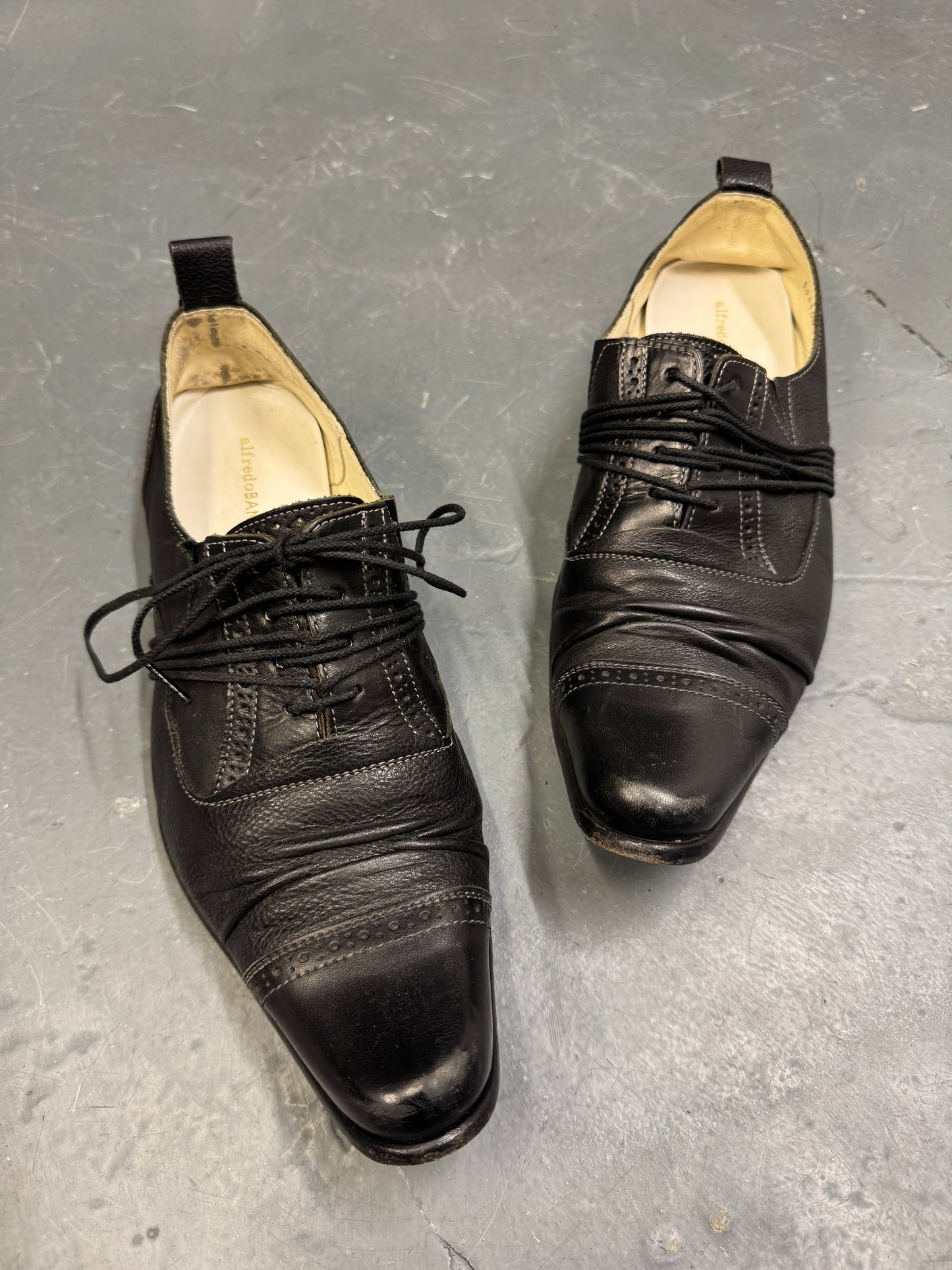 Alfredo Bannister Wrap Lace Pointed Toe Shoe