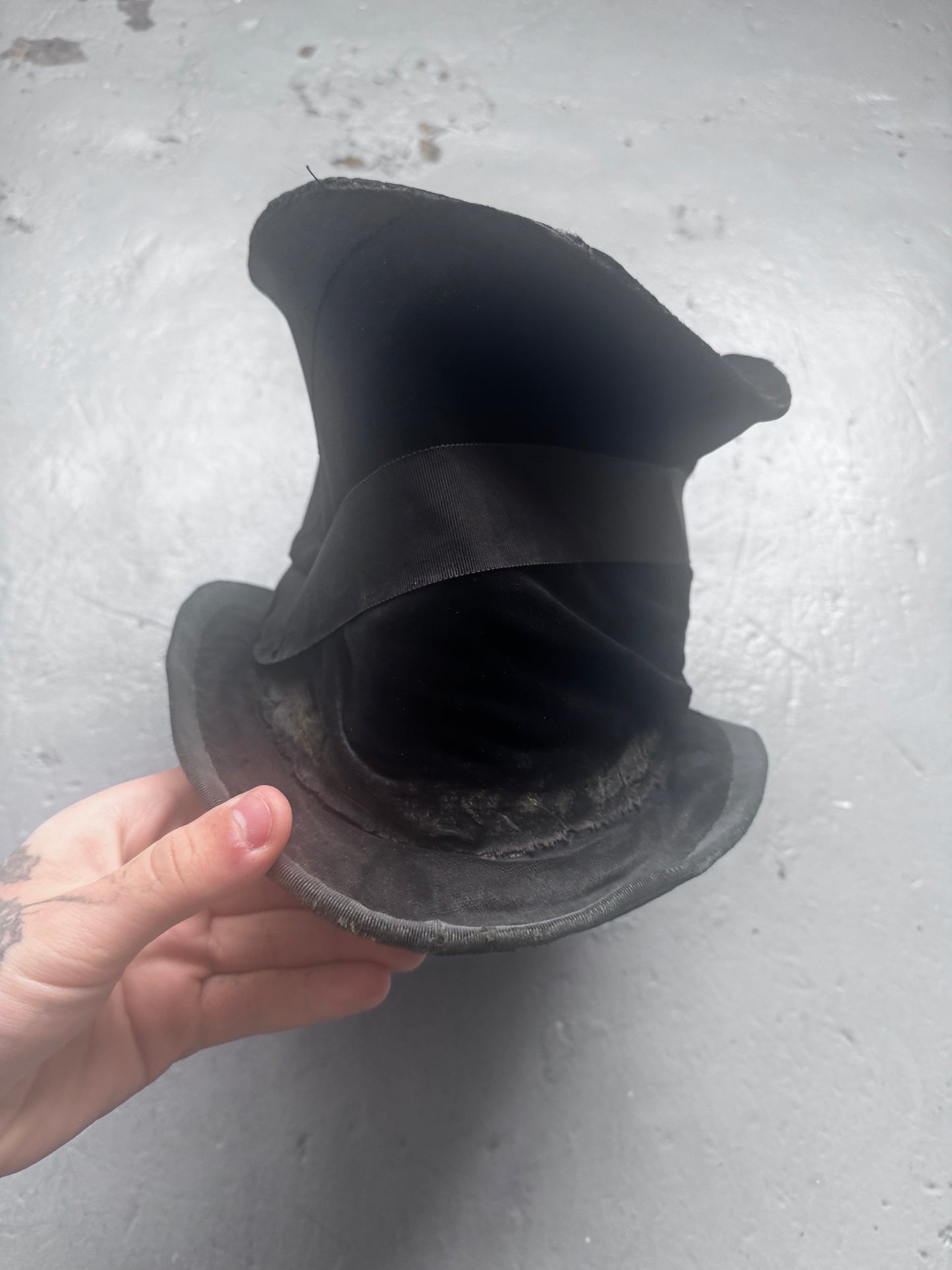 twisted antique theatre top hat