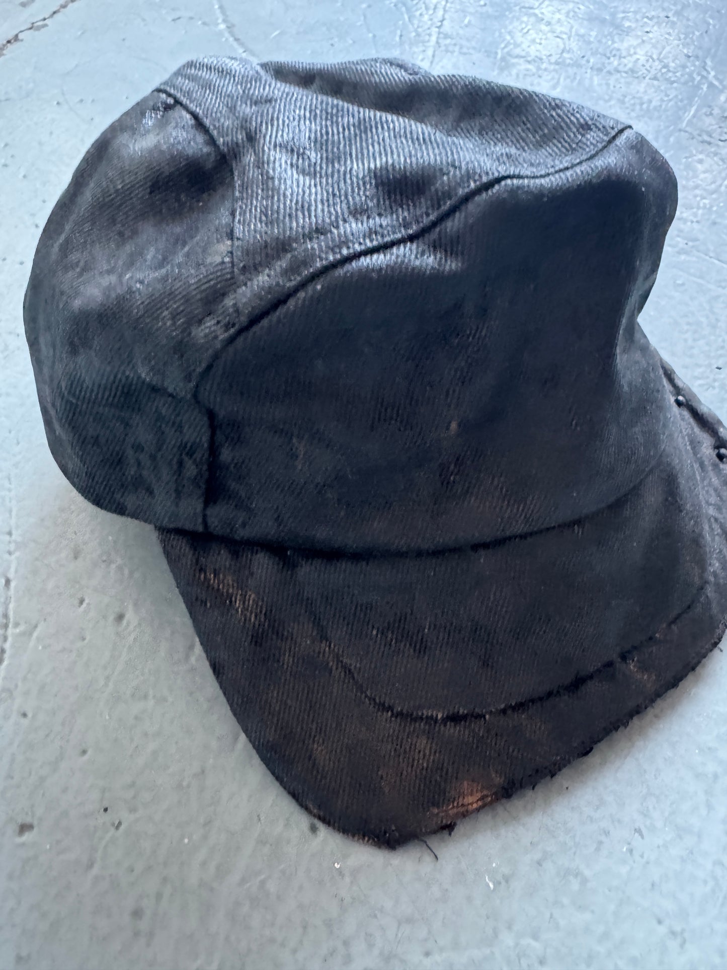 carnet archive oil processed duck bill cap