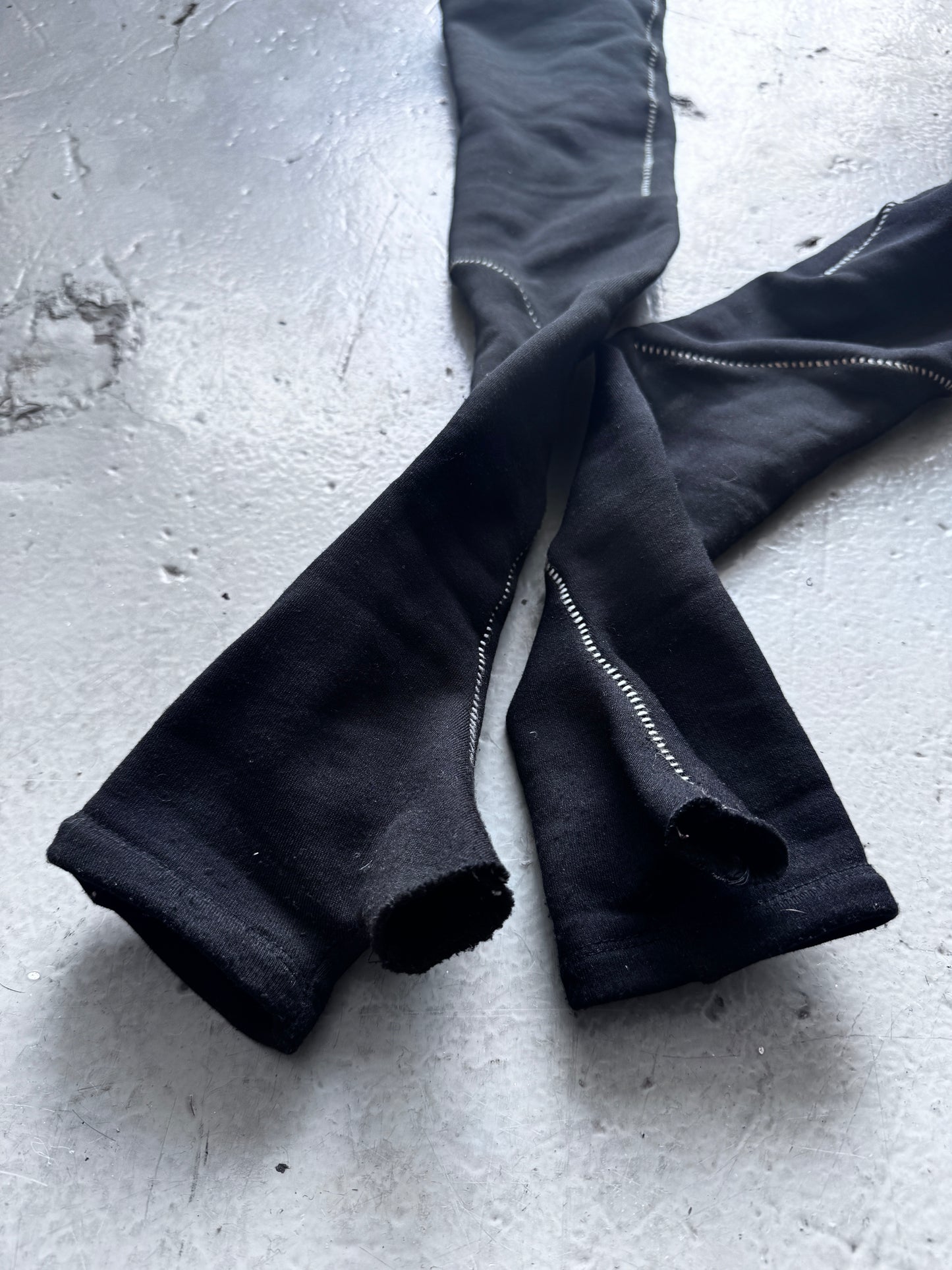 Zam Barrett Overlock Glove Sleeves