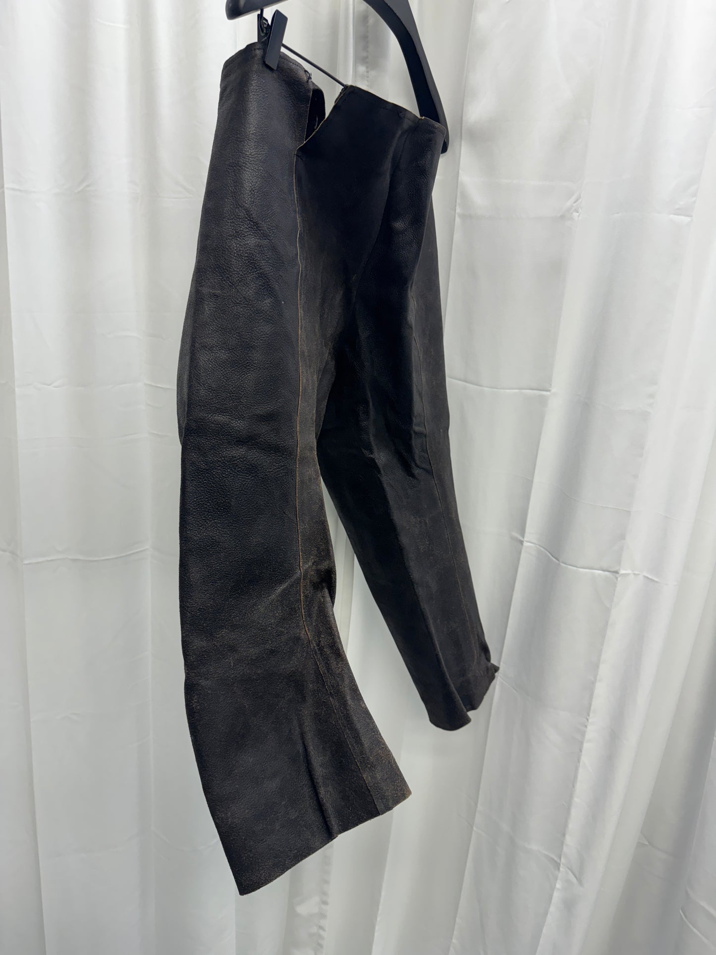 Carpe Diem - Thick Leather Curved Crop Trouser