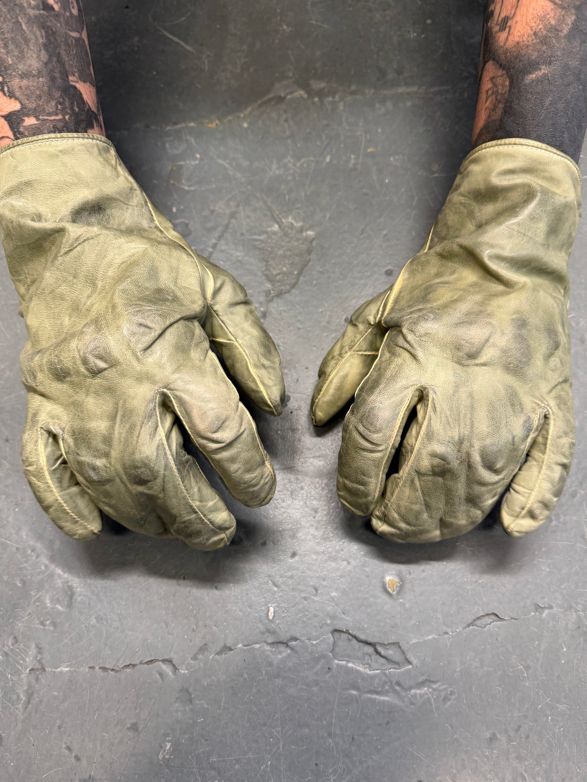 Carol Christian Poell Object-Dyed Kangaroo Leather Conjoined-Finger Gloves