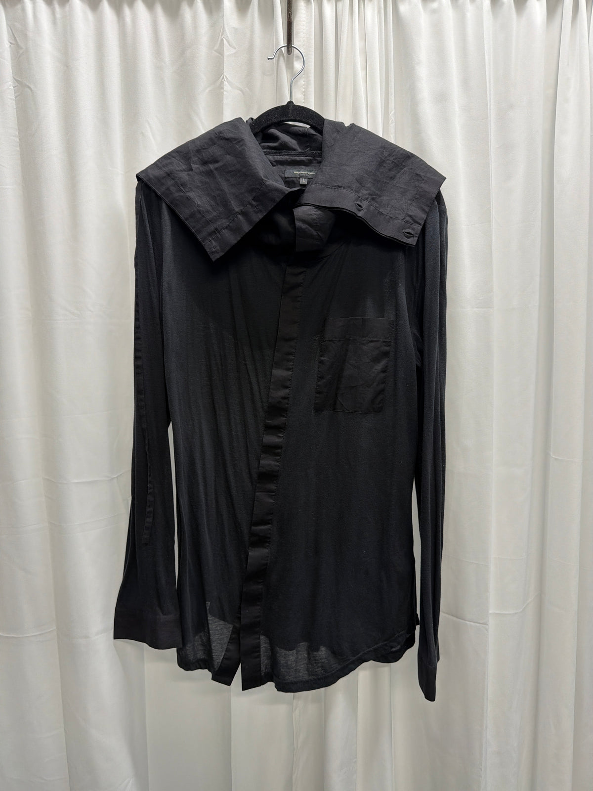 Unconditional London Adjustable Funnel Neck Hood Shirt (L)