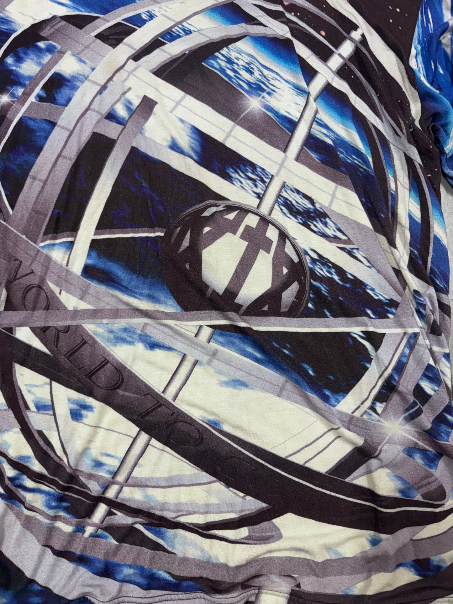 KTZ Globe Oversized Tee