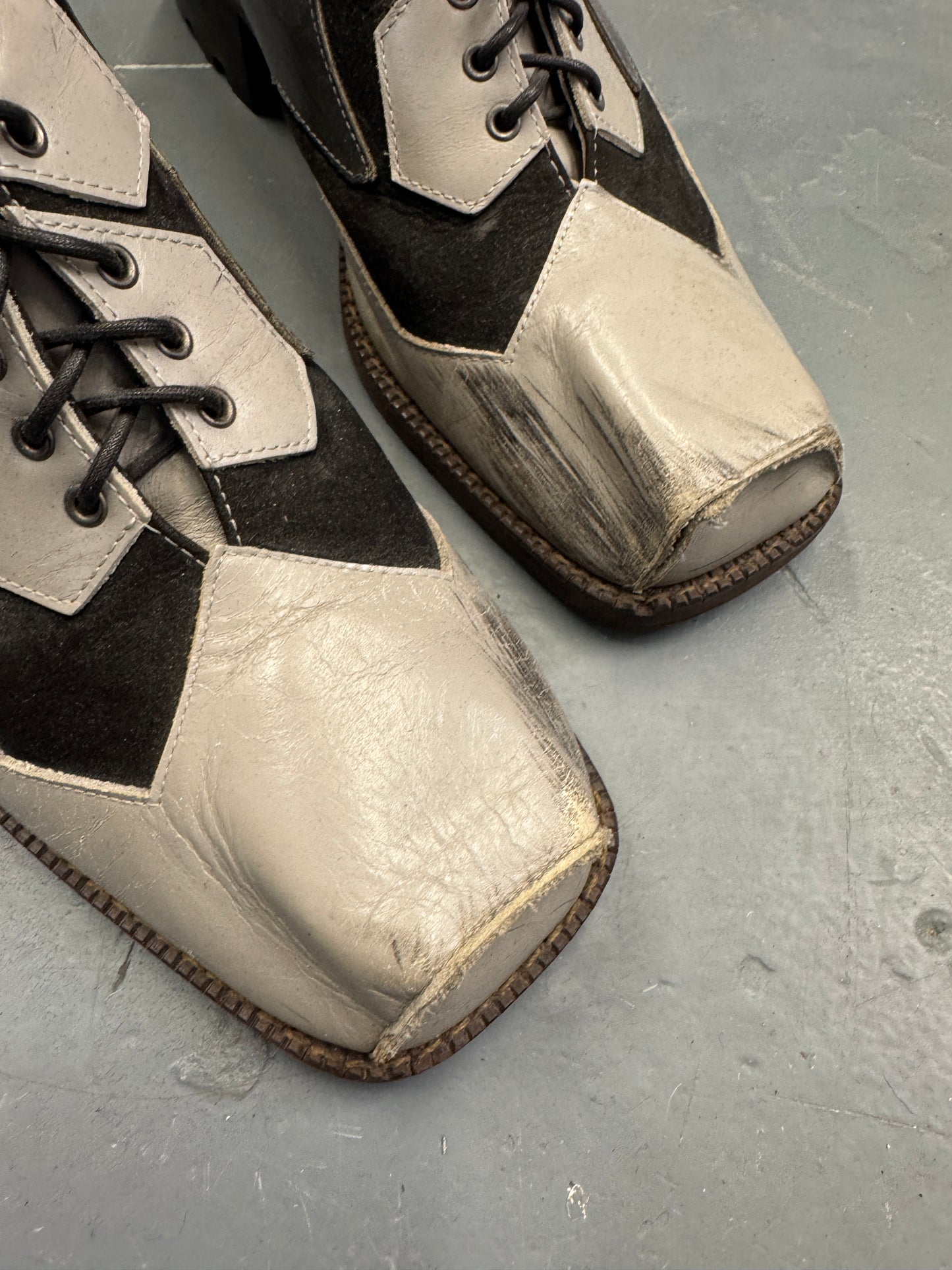 20471120 ss98 evangelion hog toe heeled boots