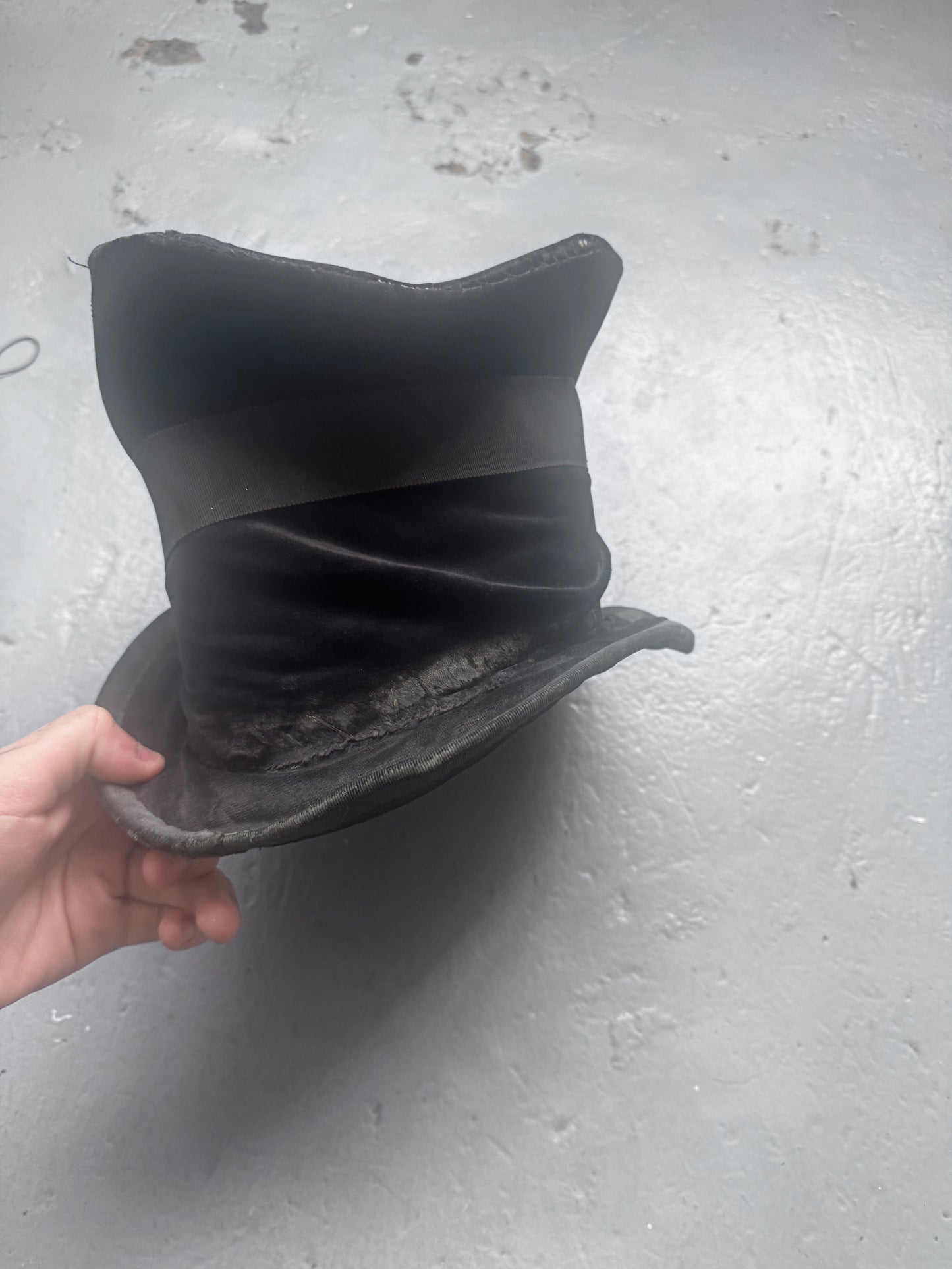 twisted antique theatre top hat