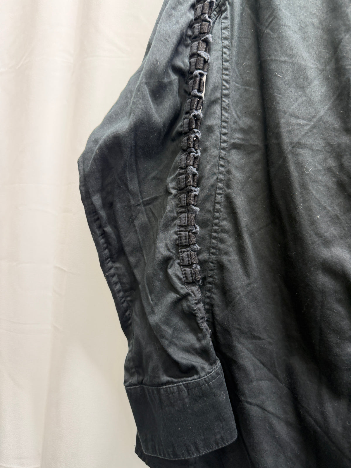 KTZ Lace-Detail Curved Sleeve Cotton Shirt (M)