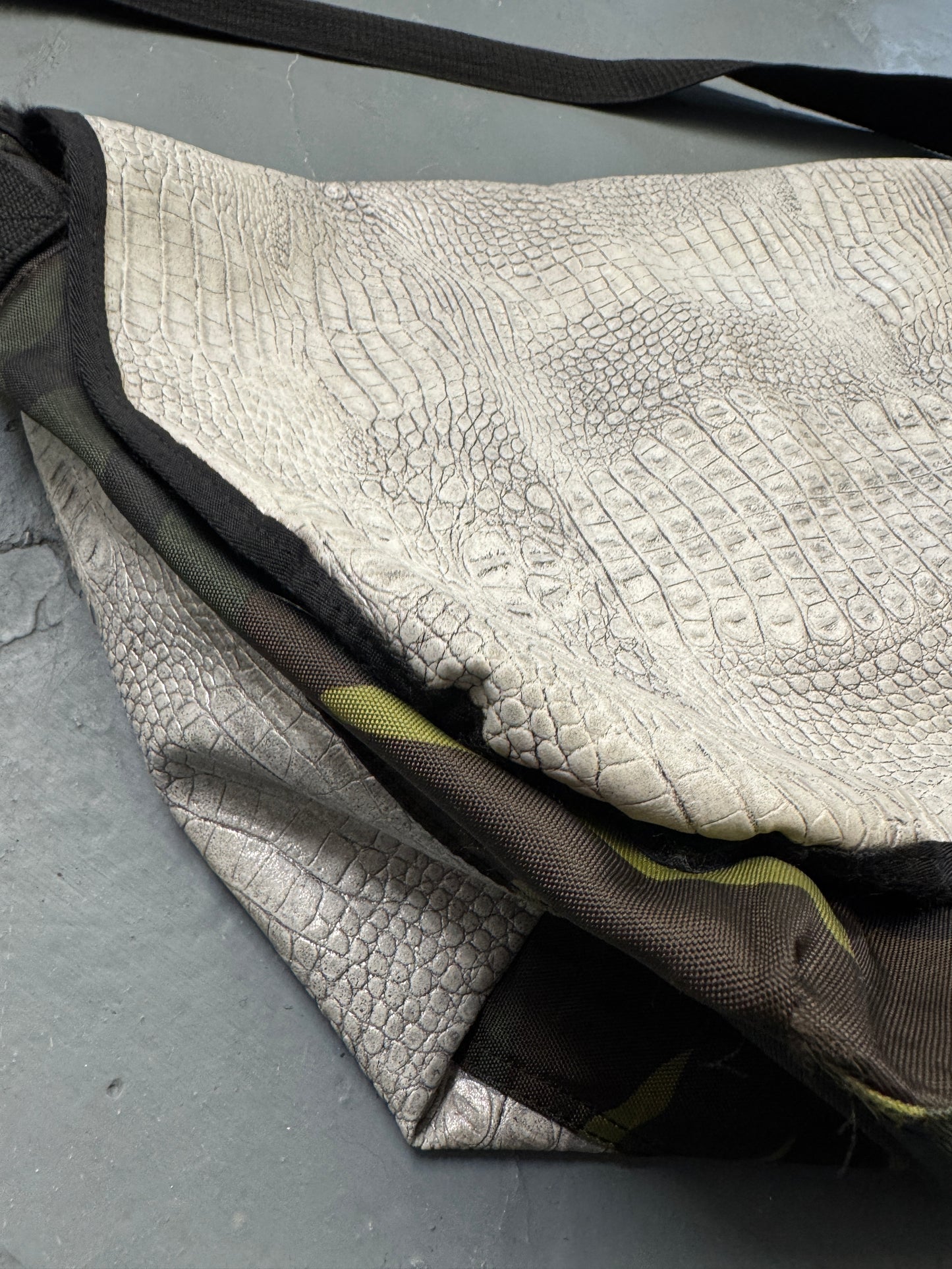 cabane de zucca silver croc leather camo bag