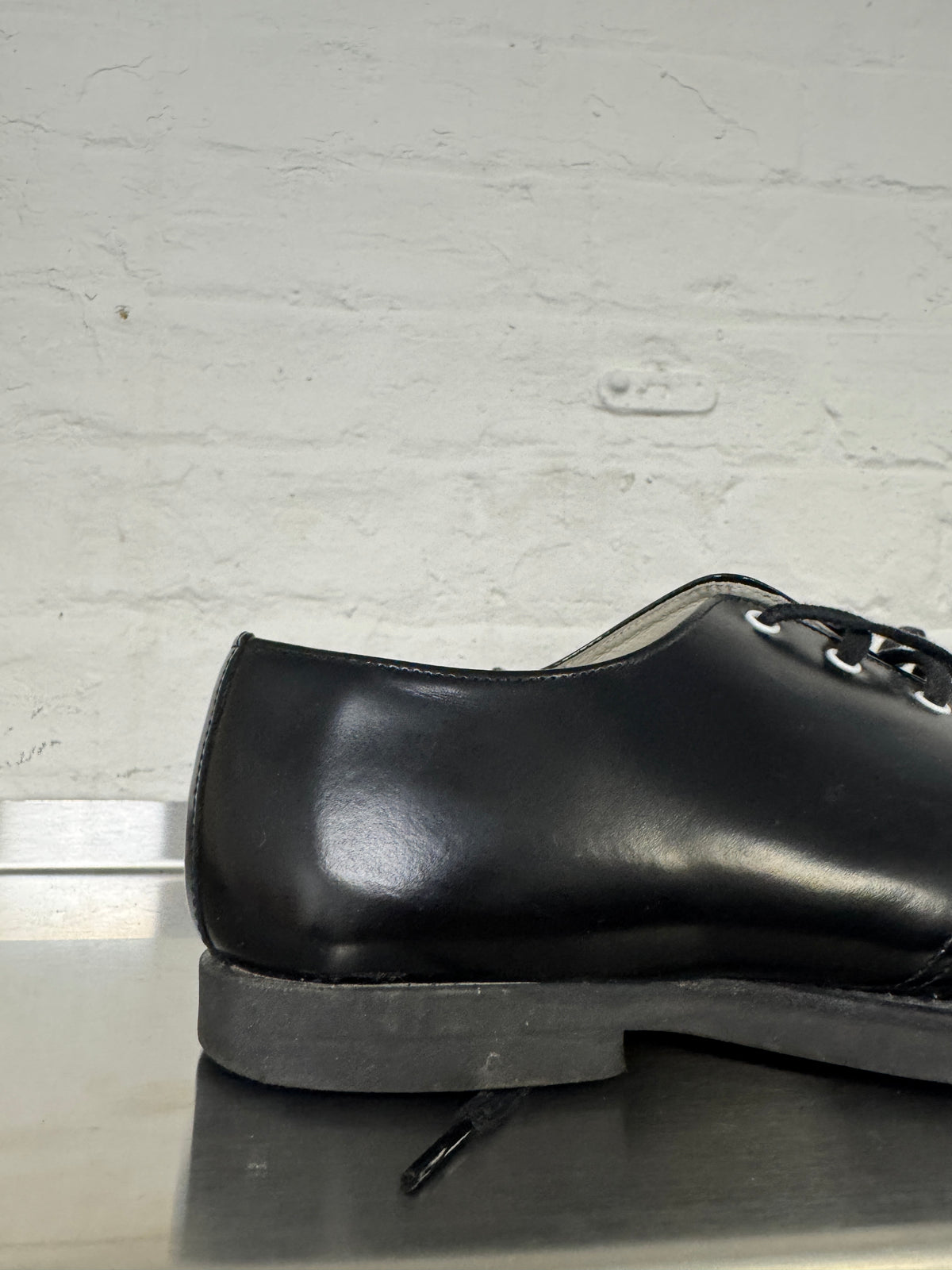 Christopher Nemeth Duck-Toe Textured Leather Derby