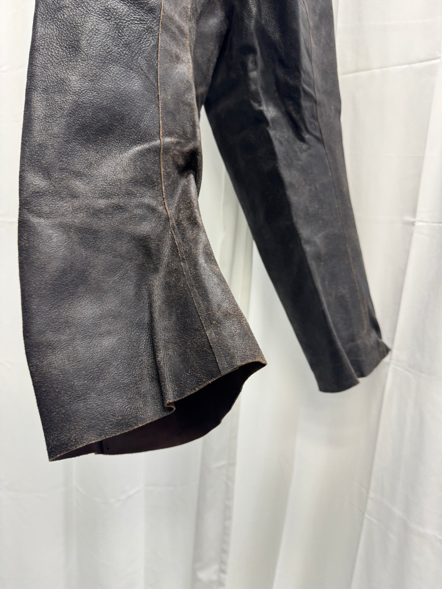 Carpe Diem - Thick Leather Curved Crop Trouser