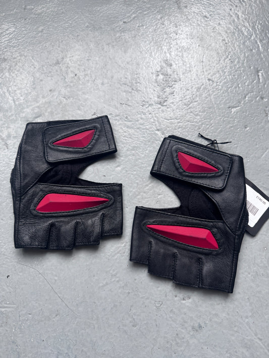 KTZ cut out leather glove