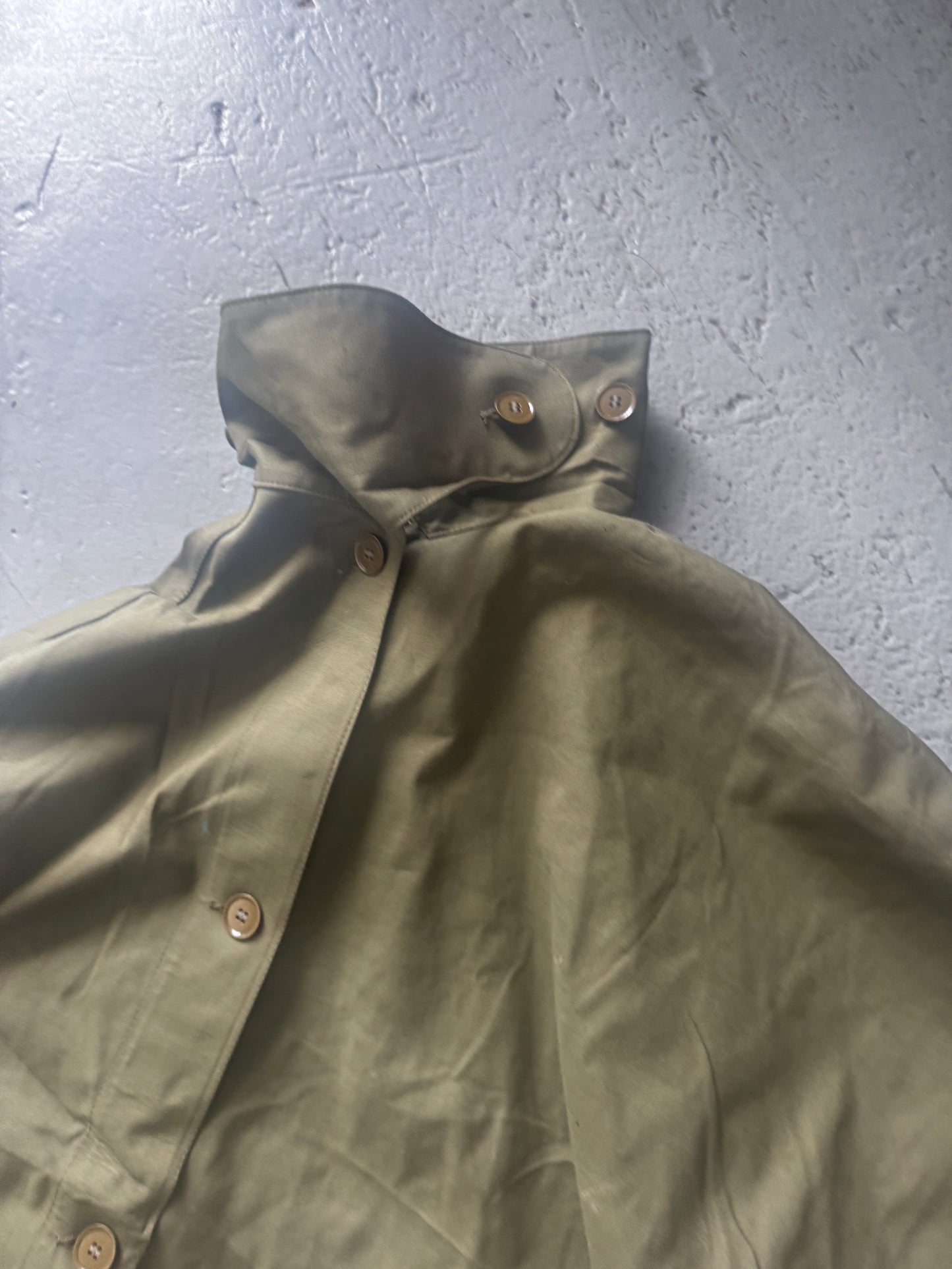 1950s Tape Seam Single Shoulder Buttoned Cape