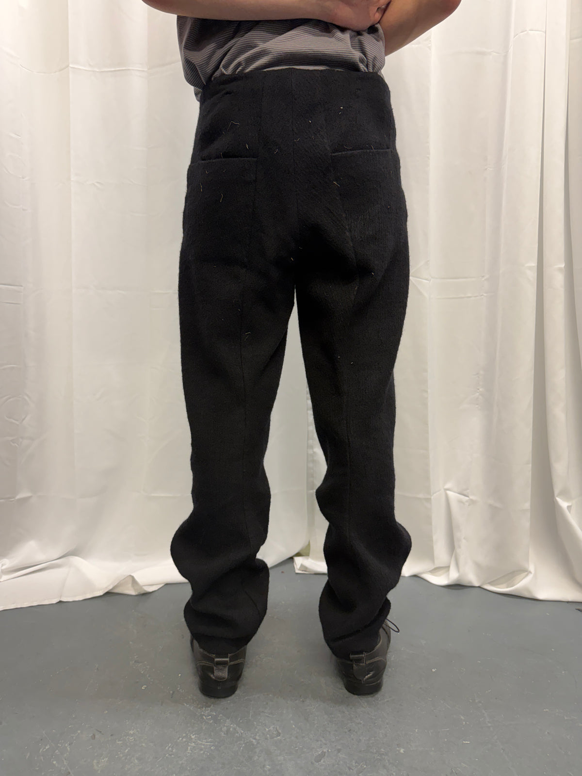 Forme D'Expression Wool Banana Cut 3D Twisted Trouser