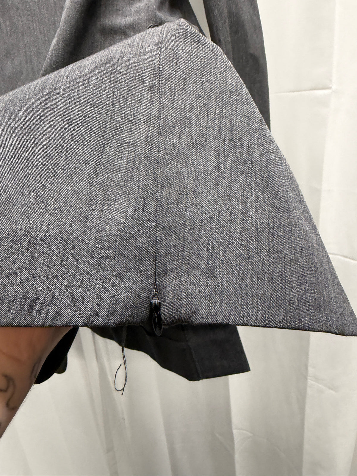 Beauty:Beast 2000s Grey Pullover Blazer (M)