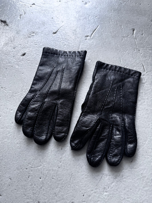 Leather driving gloves