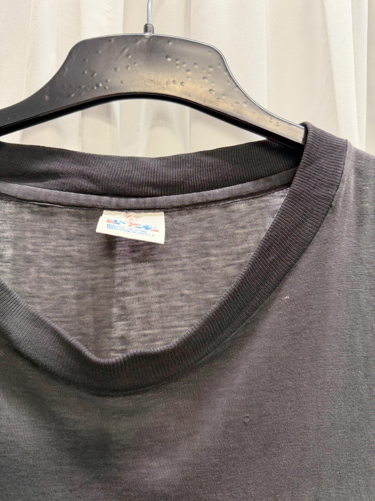 1980s Vintage Thrashed Paper Thin Graphic Tee (L)