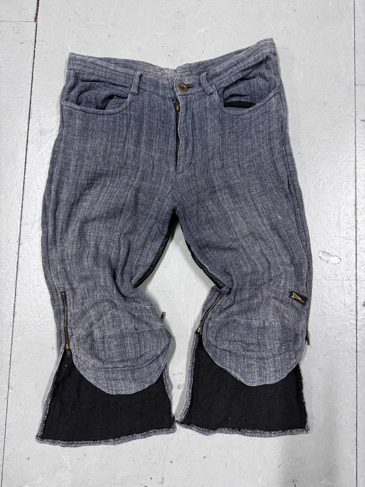20471120 Hyoma Gussetted Leather / Denim Capri