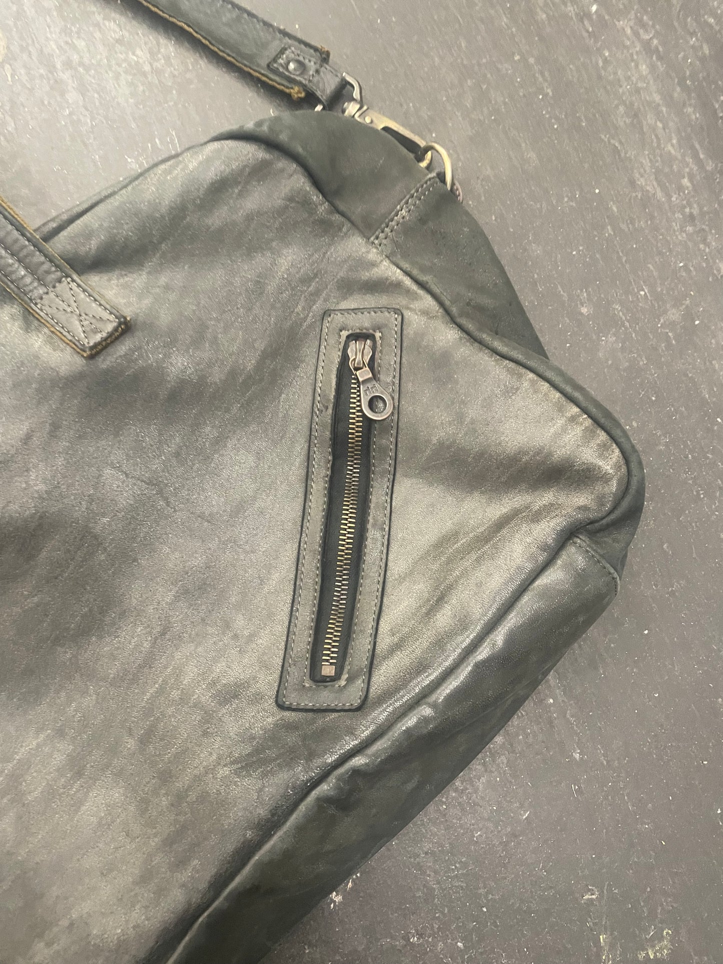 ZER Boston/Messenger Leather Bag