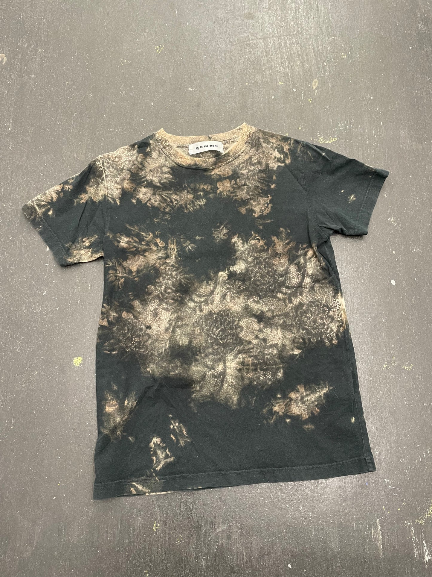 Gomme Bleach Design Tee