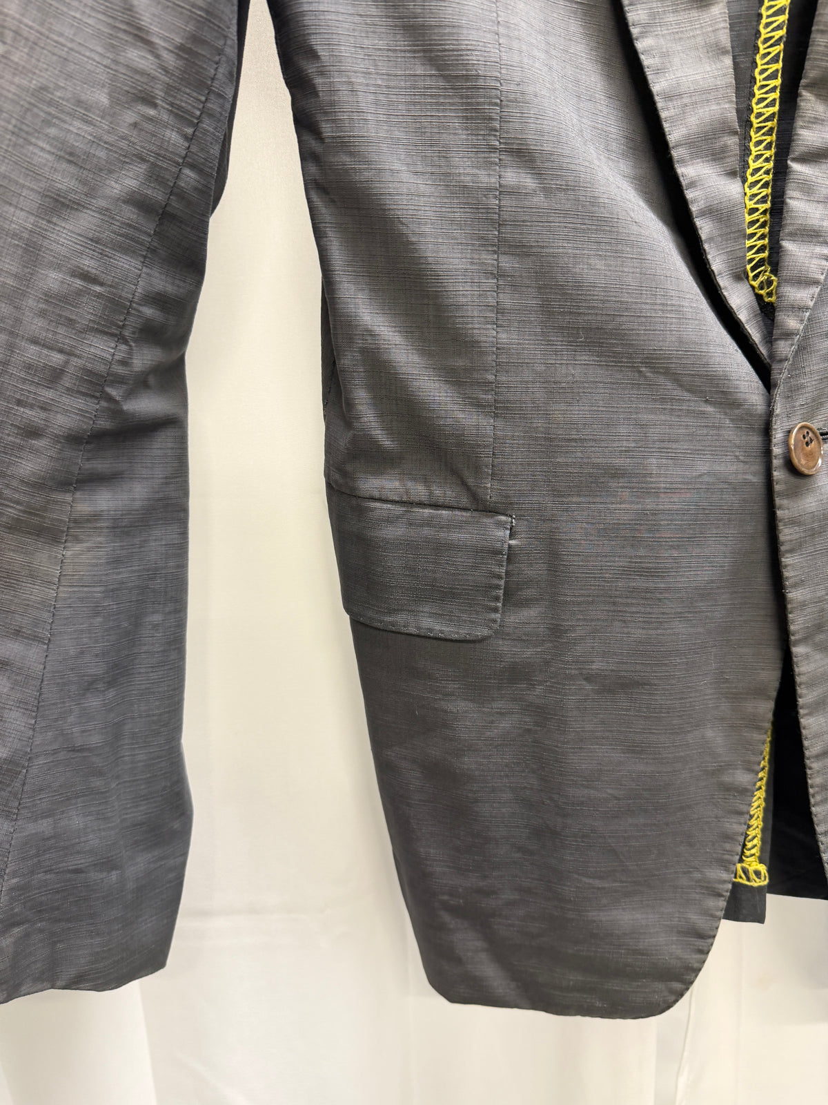 Carol Christian Poell SS06 'GM/2098 ORDER/109' Yellow Overlock Stitch Single Button Blazer (S)