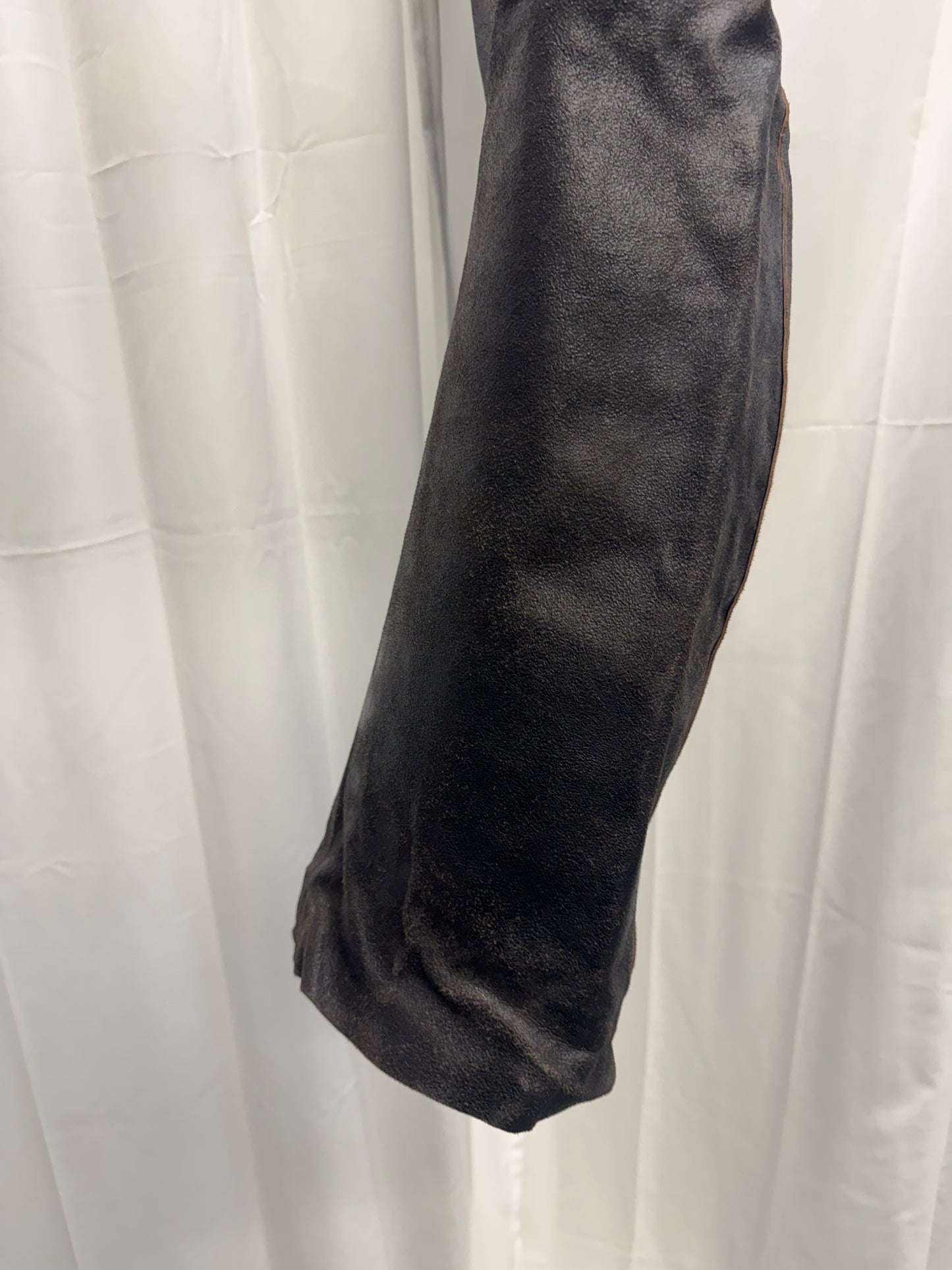 Carpe Diem - Thick Leather Curved Crop Trouser